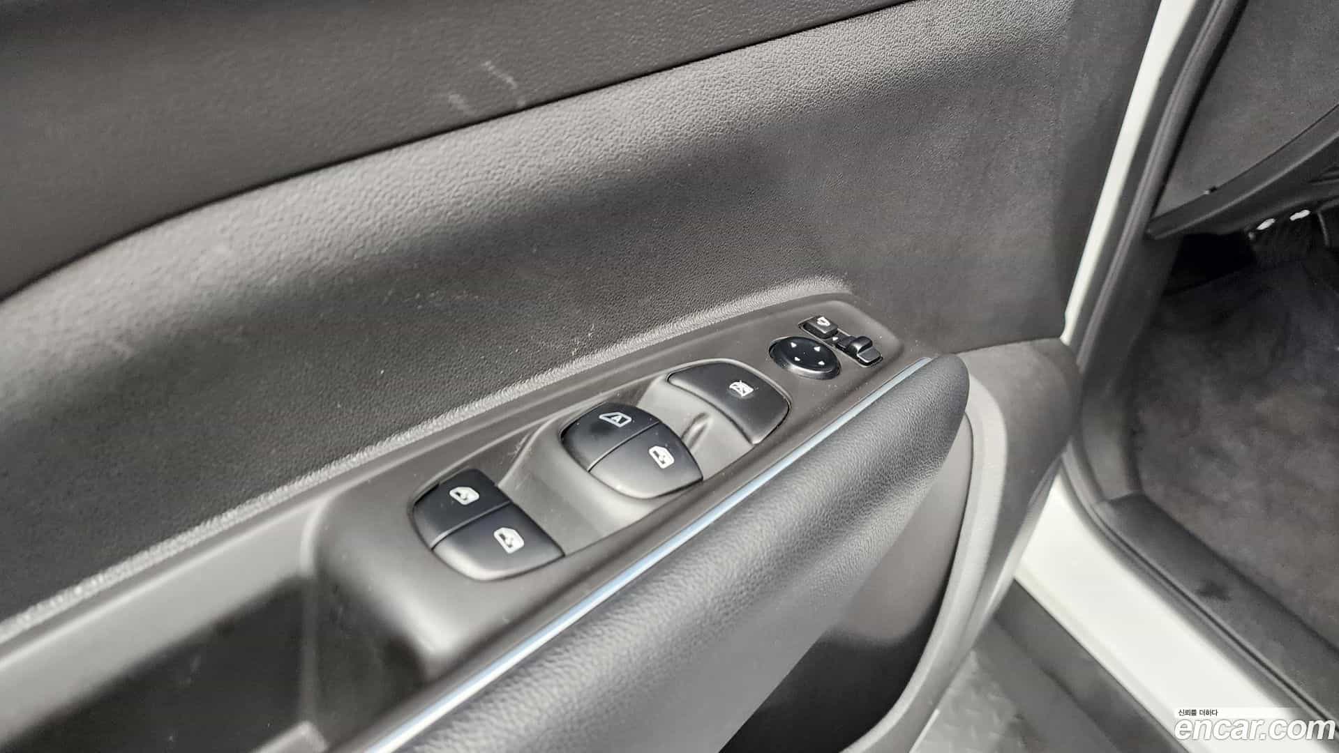 QM6 Renault Korea 2017.1-OPTION-040