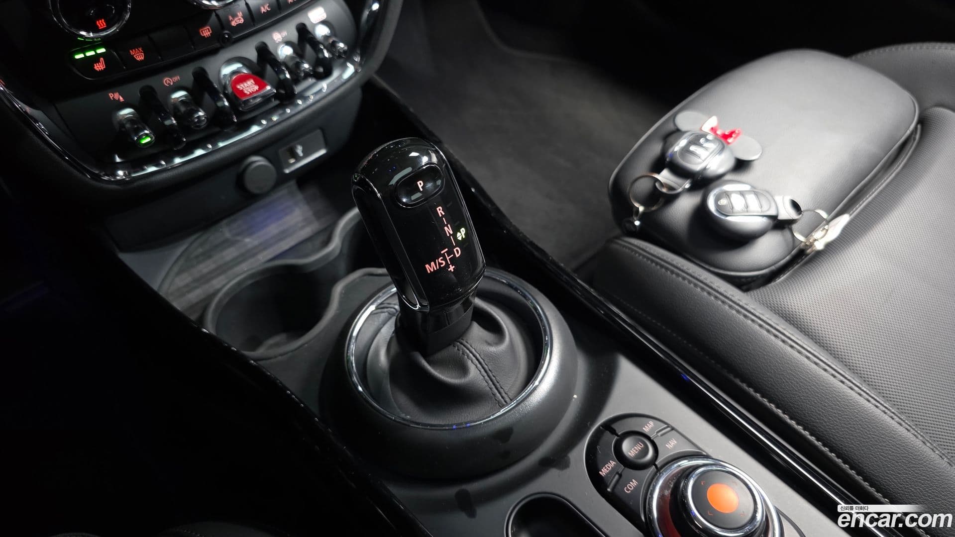 Main__Slider__Photo:Clubman Mini 2021.3-8