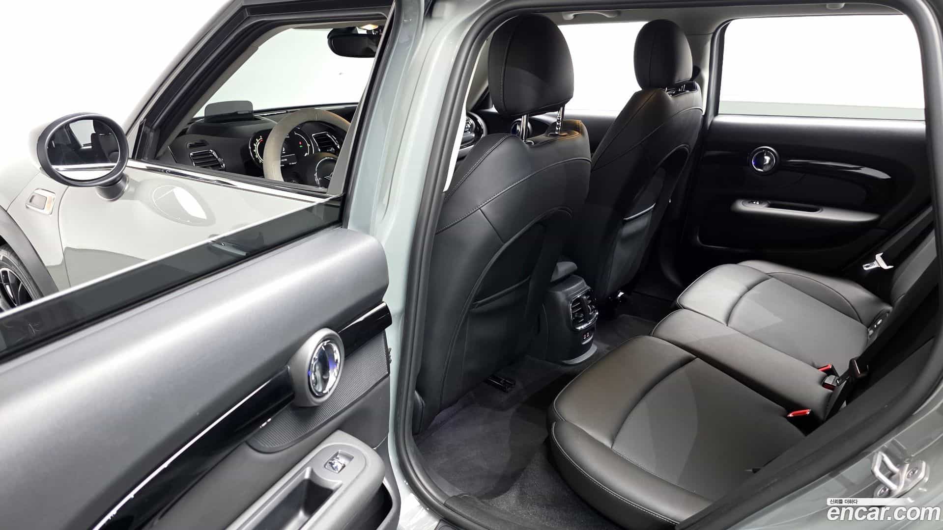 Clubman Mini 2021.3-OPTION-016