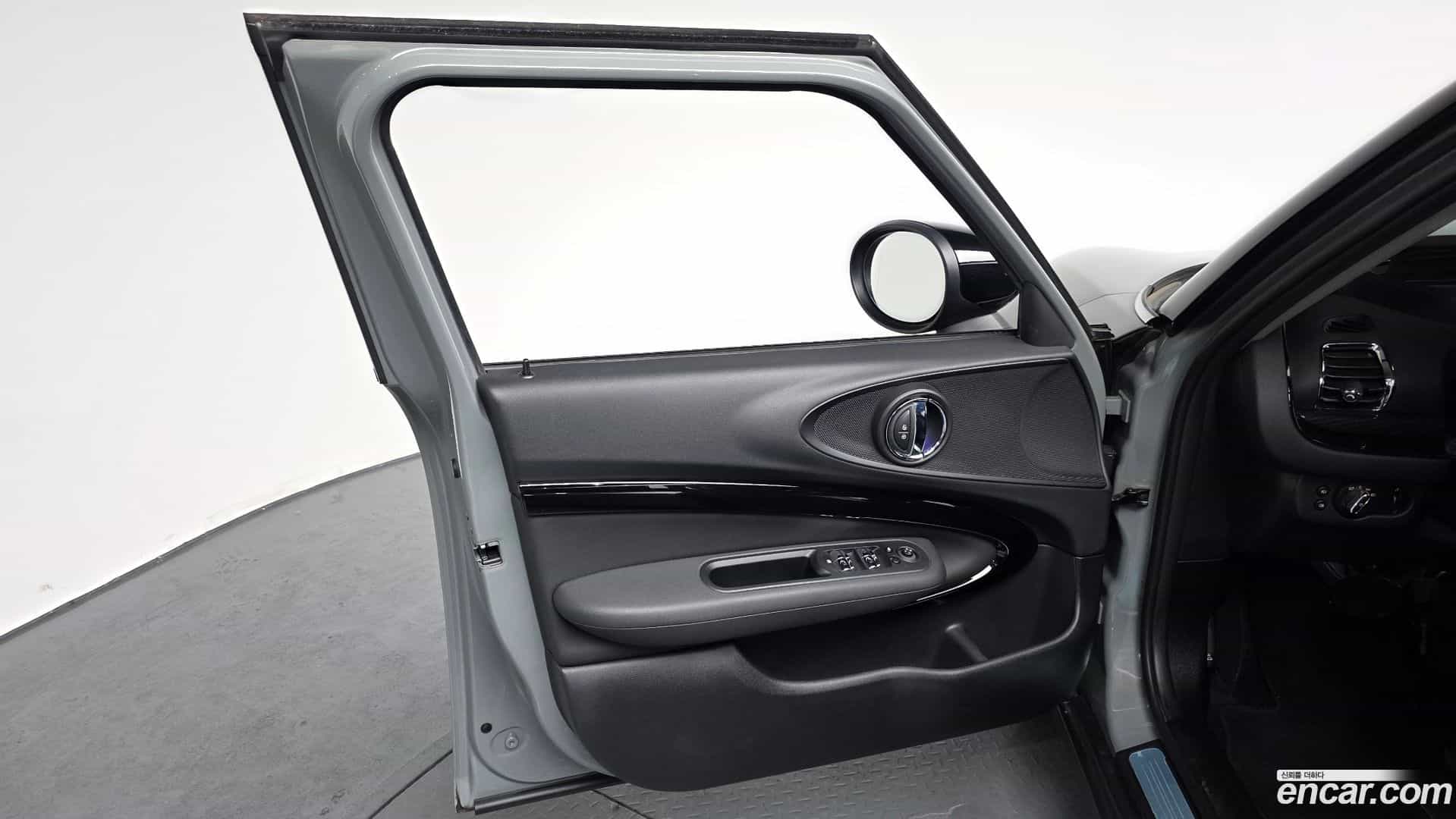 Clubman Mini 2021.3-INNER-034