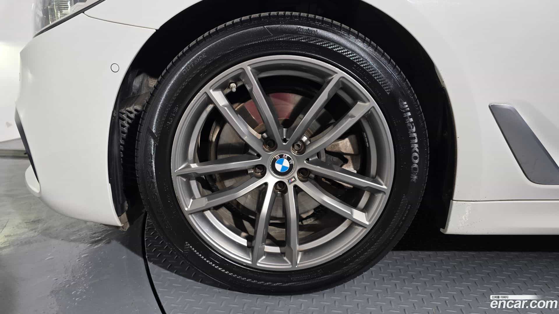 5-Series BMW 2019.4-OUTER-005