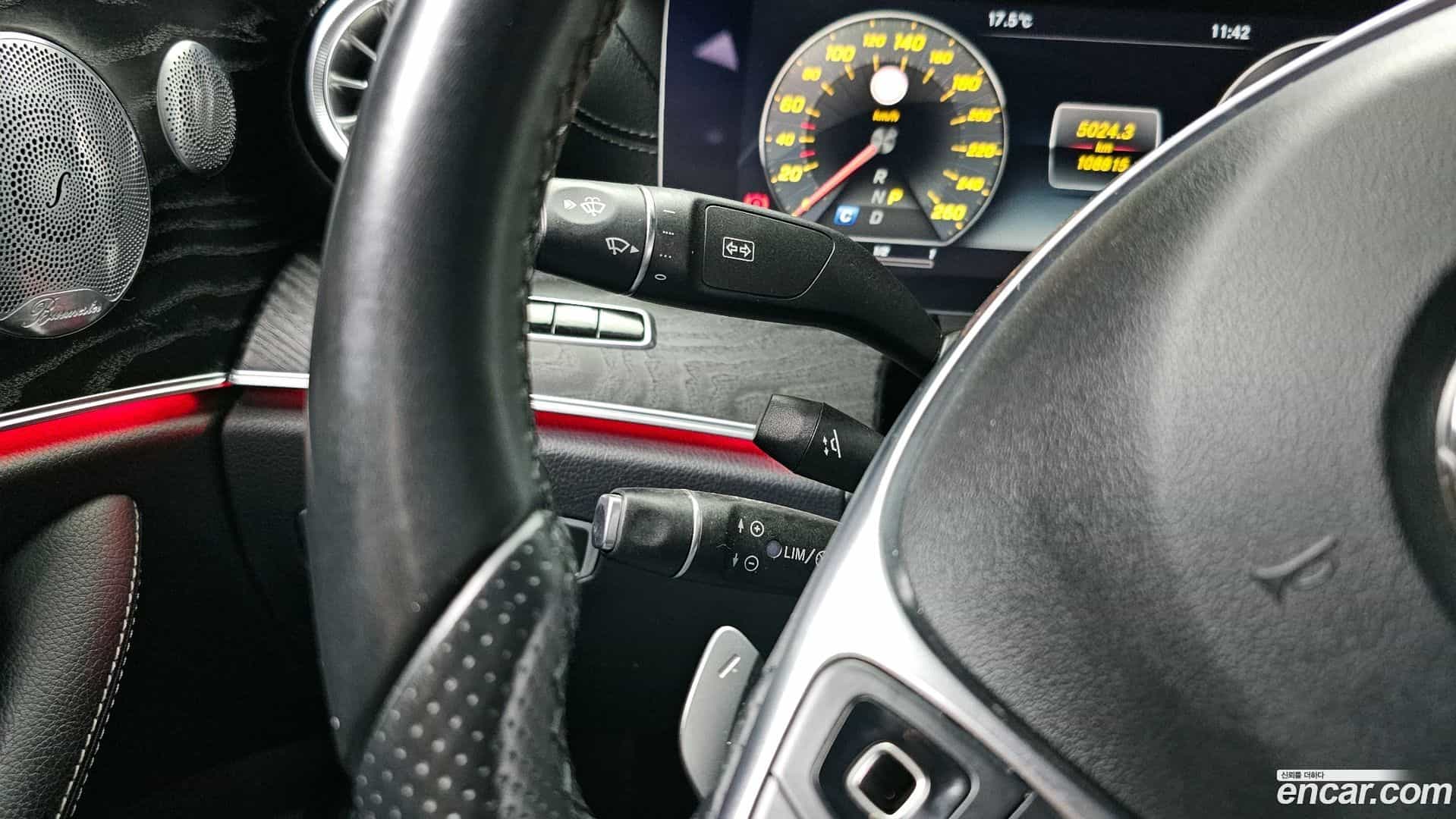 E-Class Mercedes-Benz 2017.9-OPTION-021