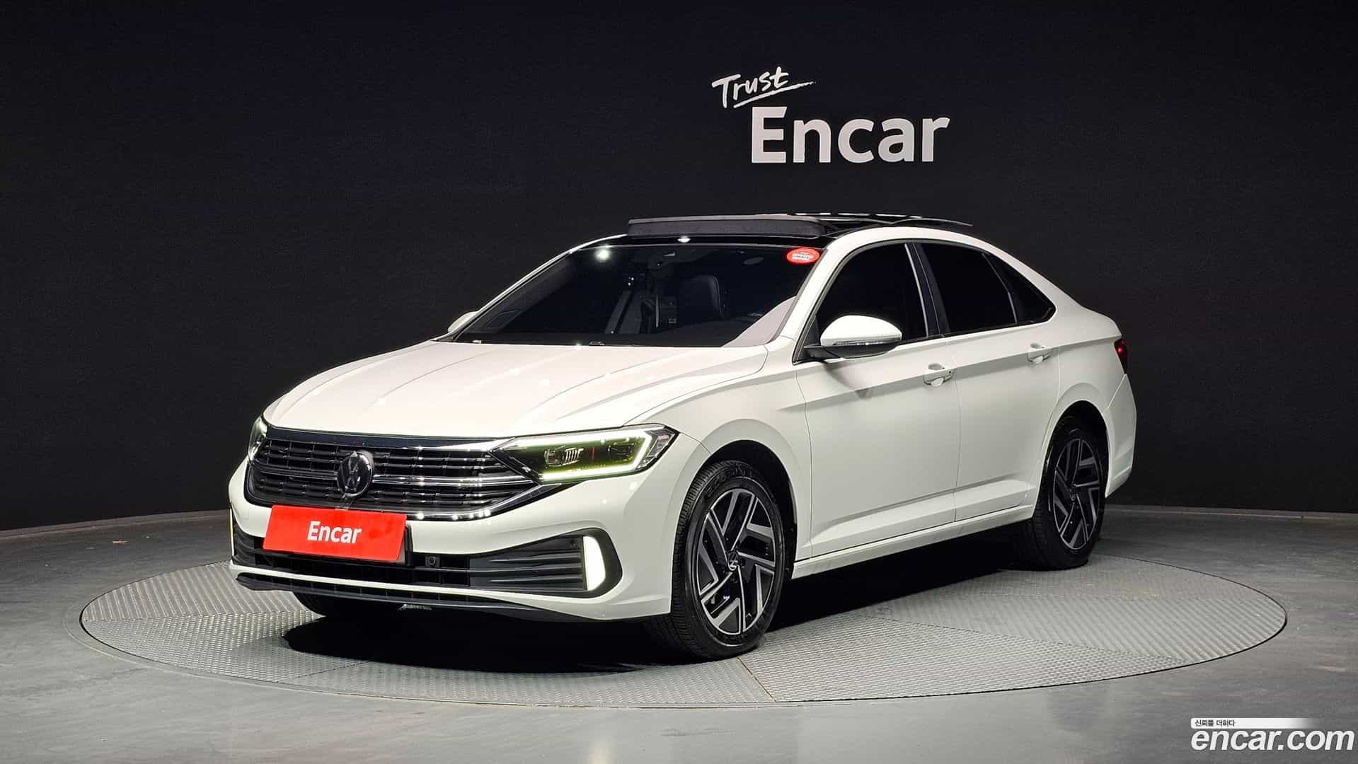 Jetta Volkswagen 2023.11-OUTER-001