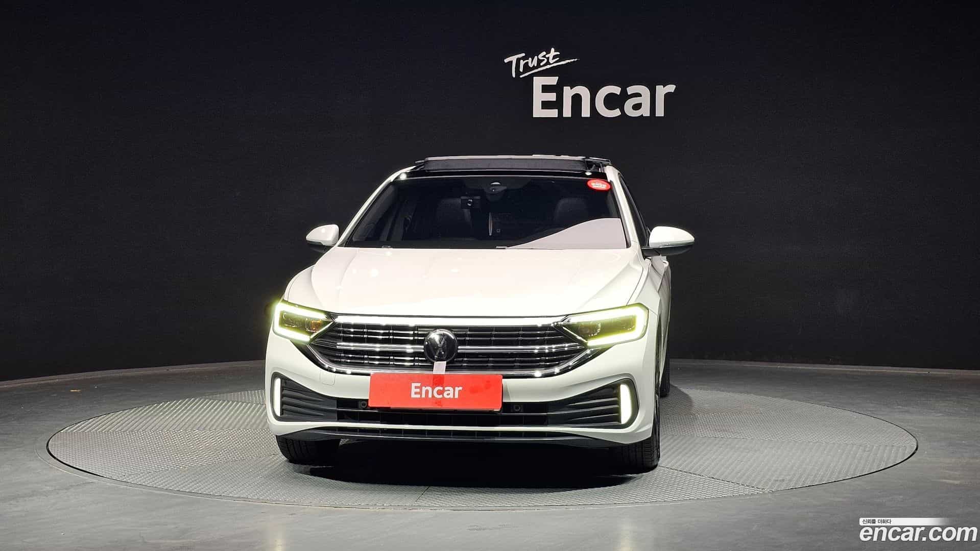 Jetta Volkswagen 2023.11-OUTER-003