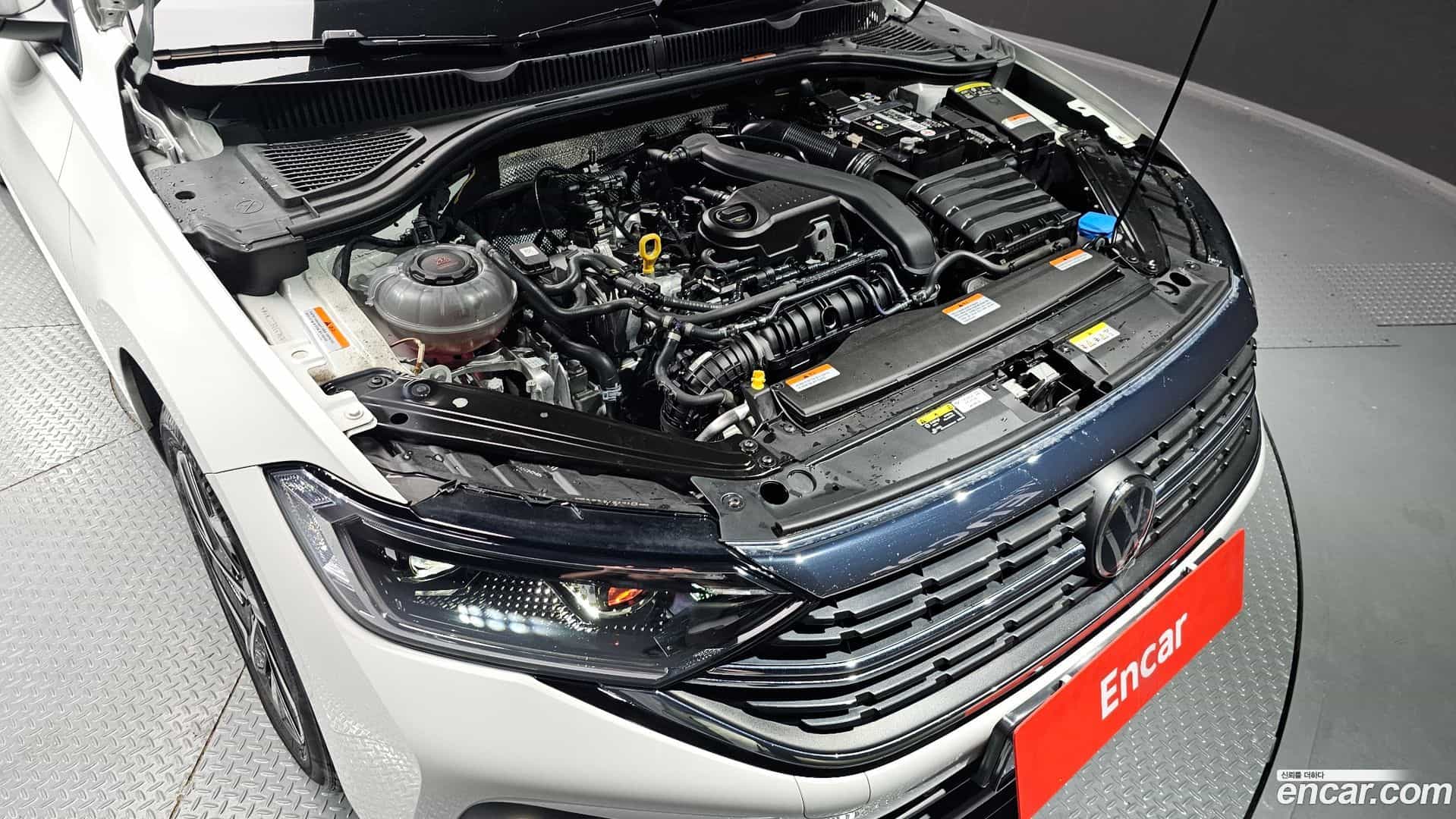 Jetta Volkswagen 2023.11-OUTER-006