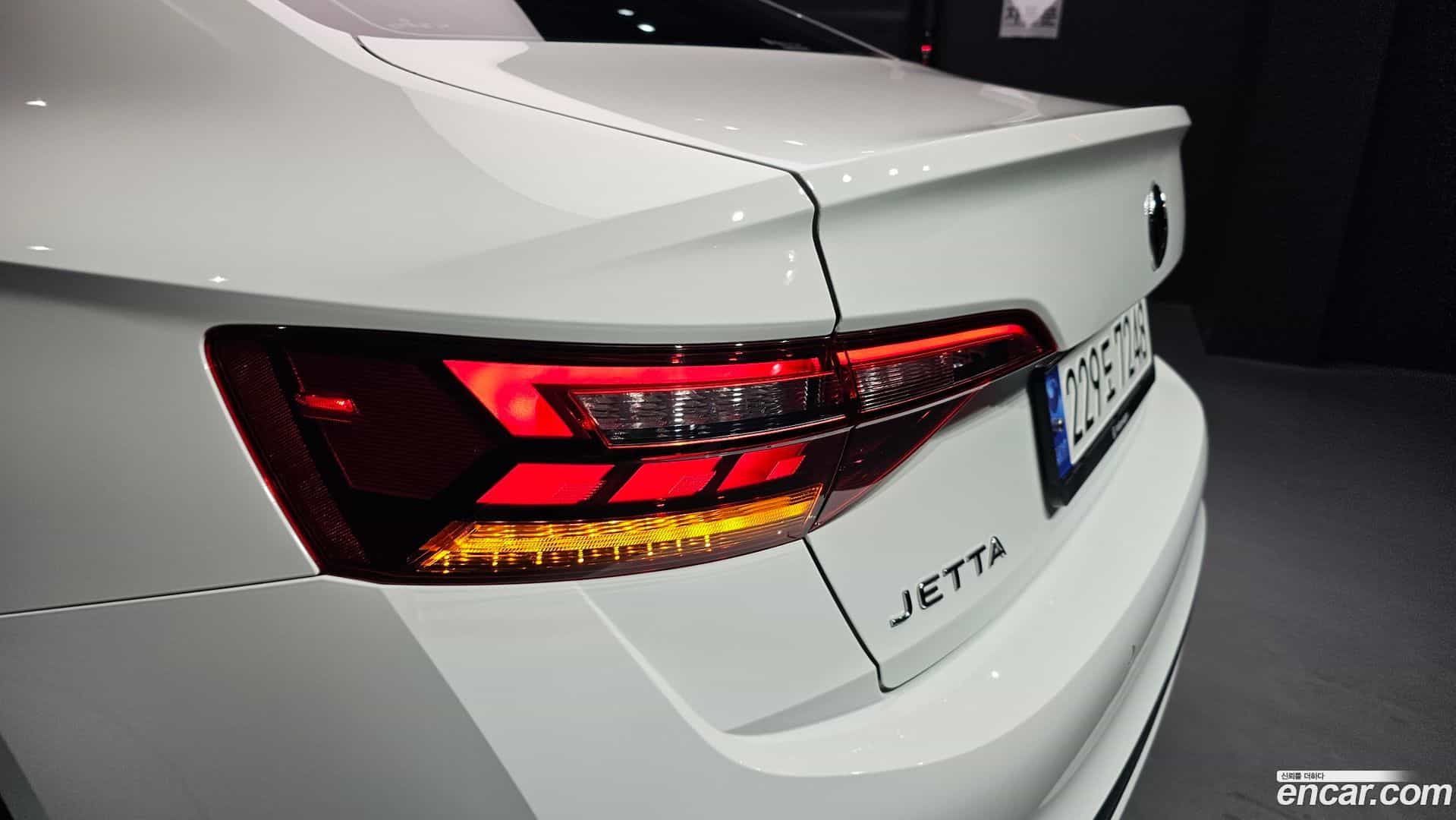 Jetta Volkswagen 2023.11-OUTER-033