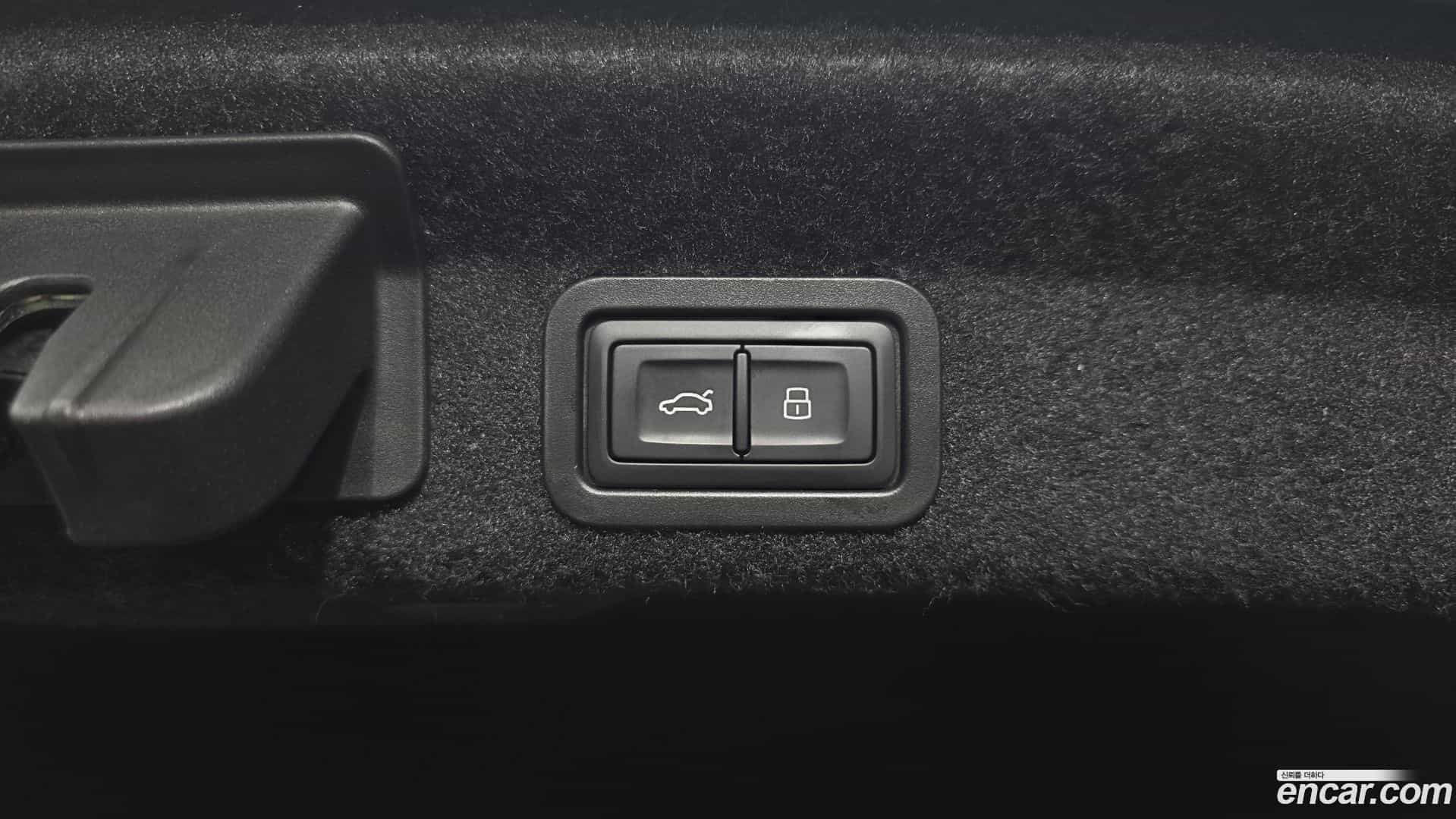 A6 Audi 2024.11-OPTION-045