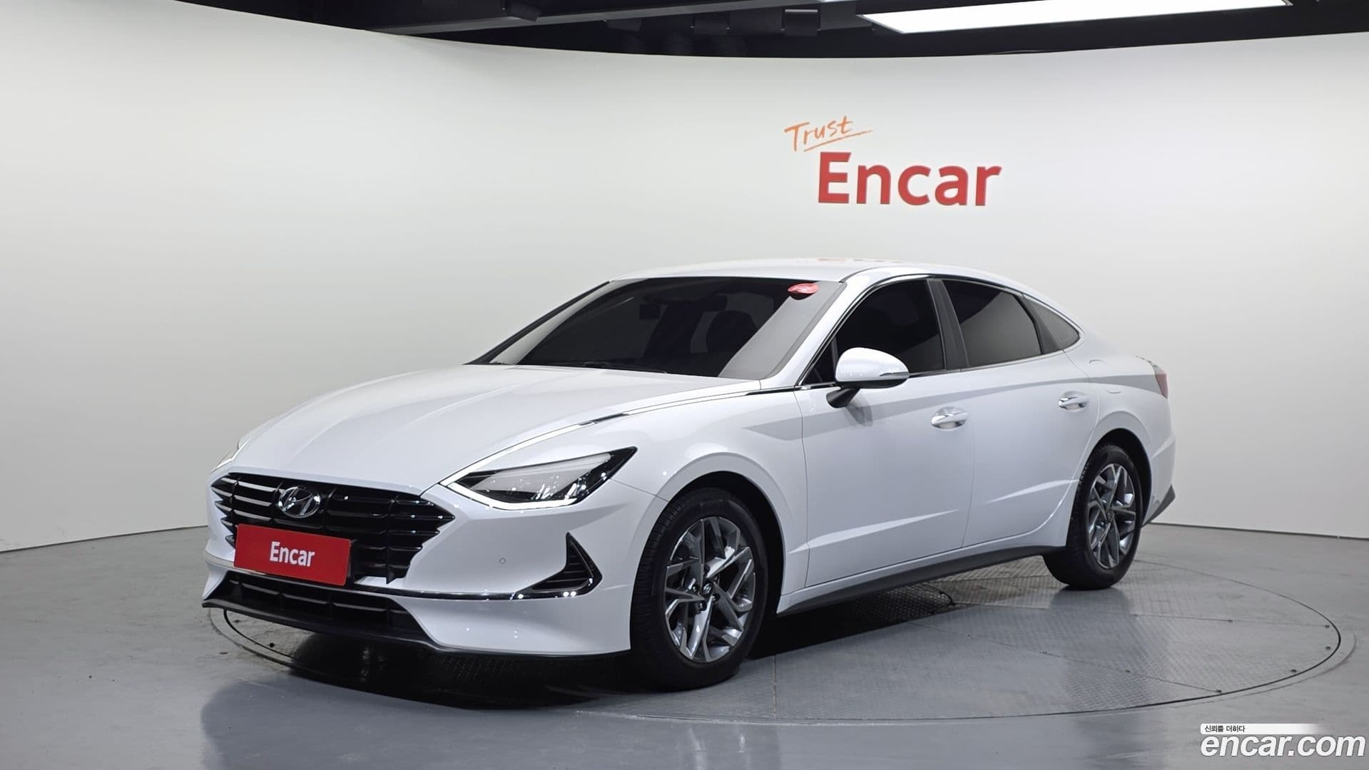 Main__Slider__Photo:Sonata Hyundai 2019.10-0