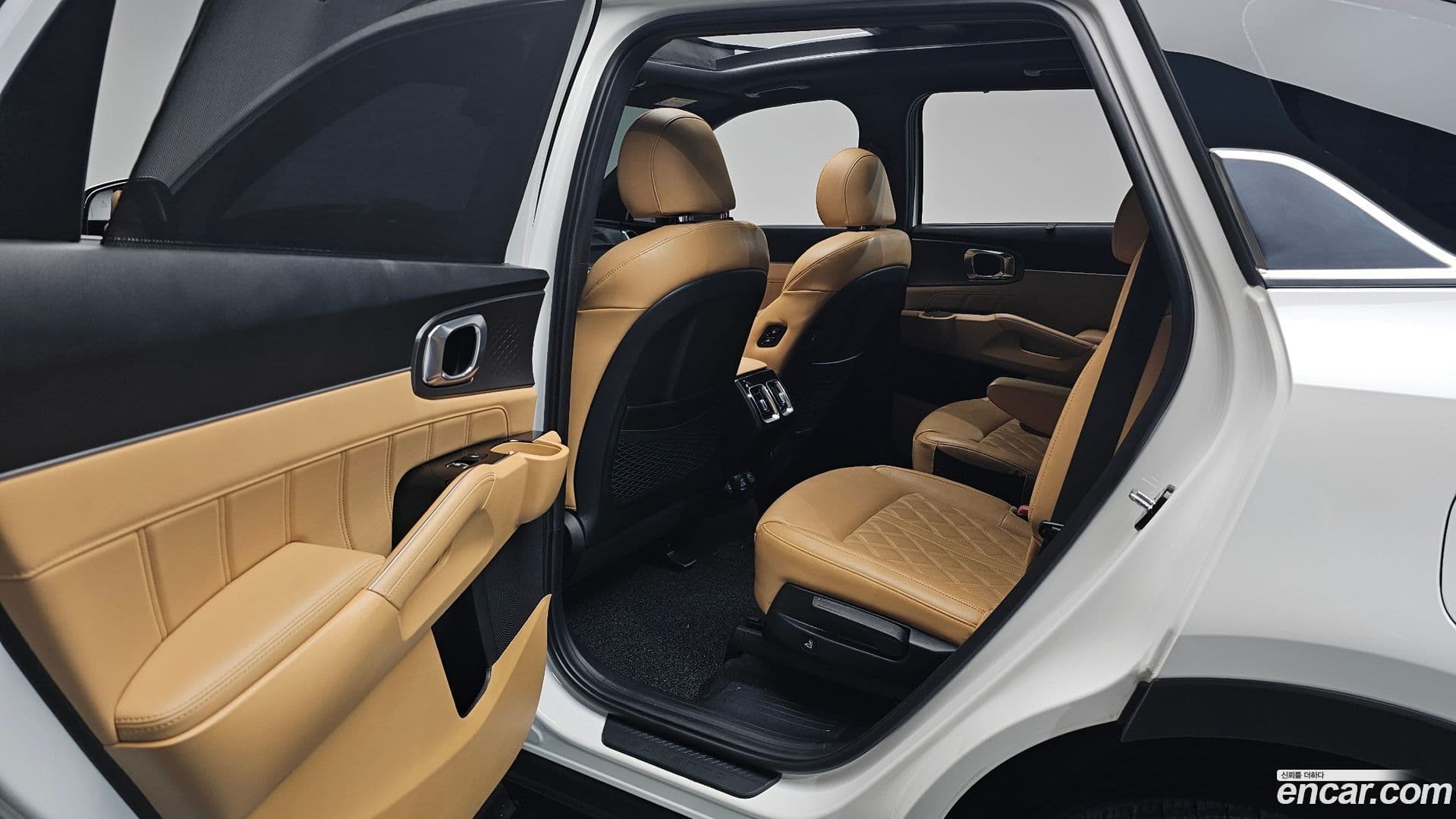 Main__Slider__Photo:Sorento Kia 2022.11-10
