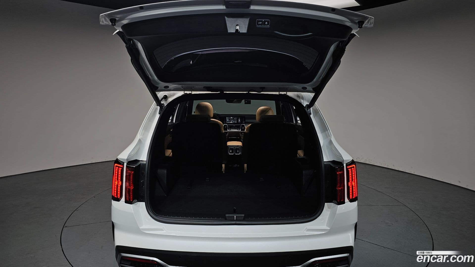 Main__Slider__Photo:Sorento Kia 2022.11-19