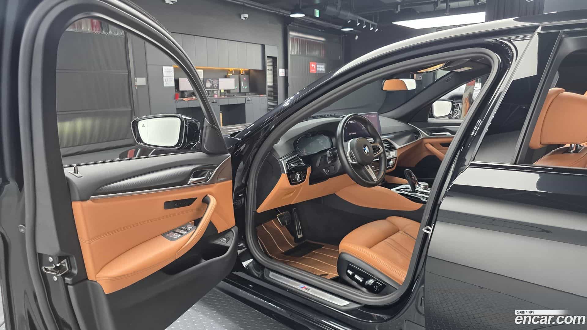 5-Series BMW 2021.11-INNER-010