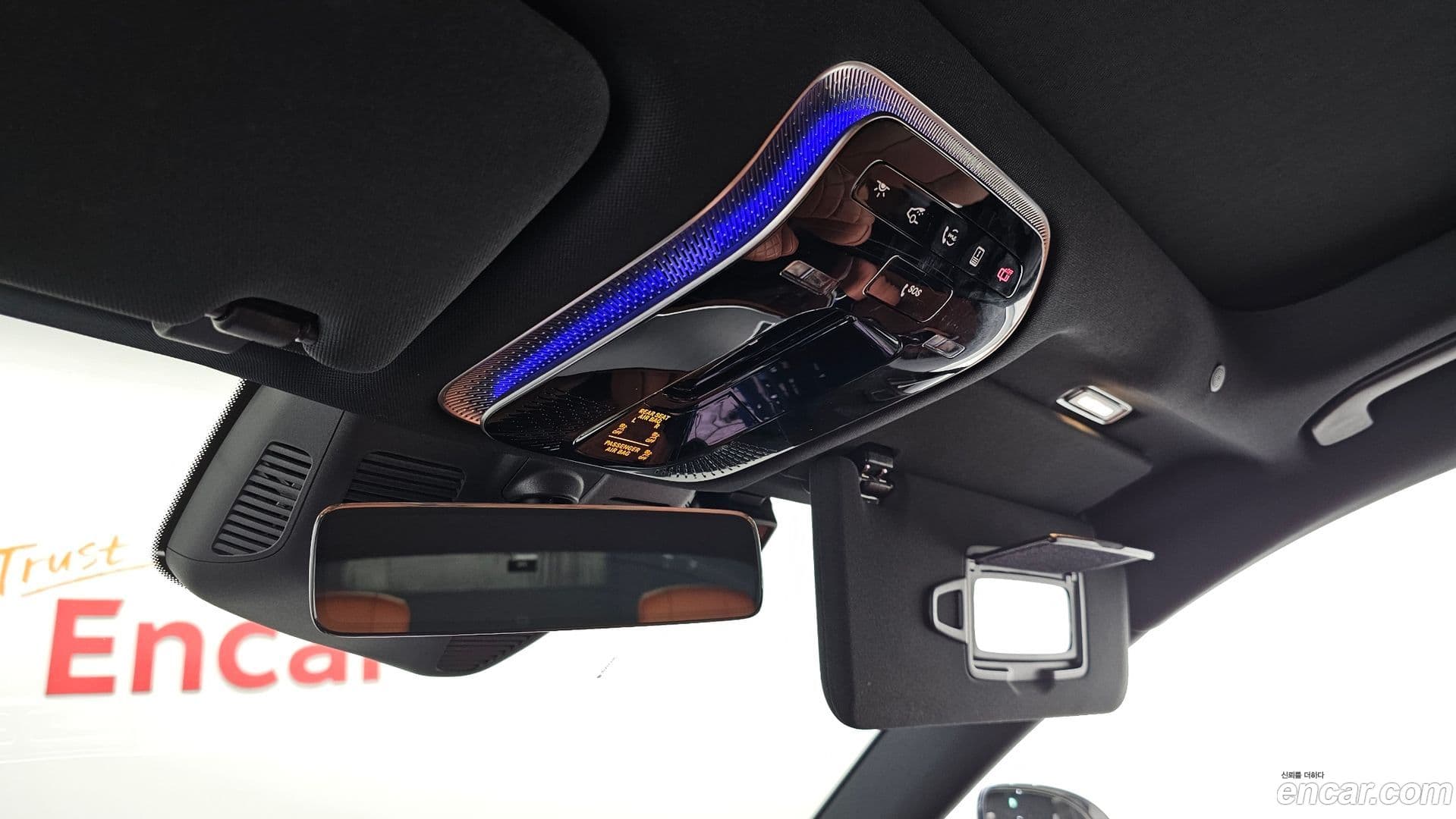 Main__Slider__Photo:S-Class Mercedes-Benz 2022.0-18