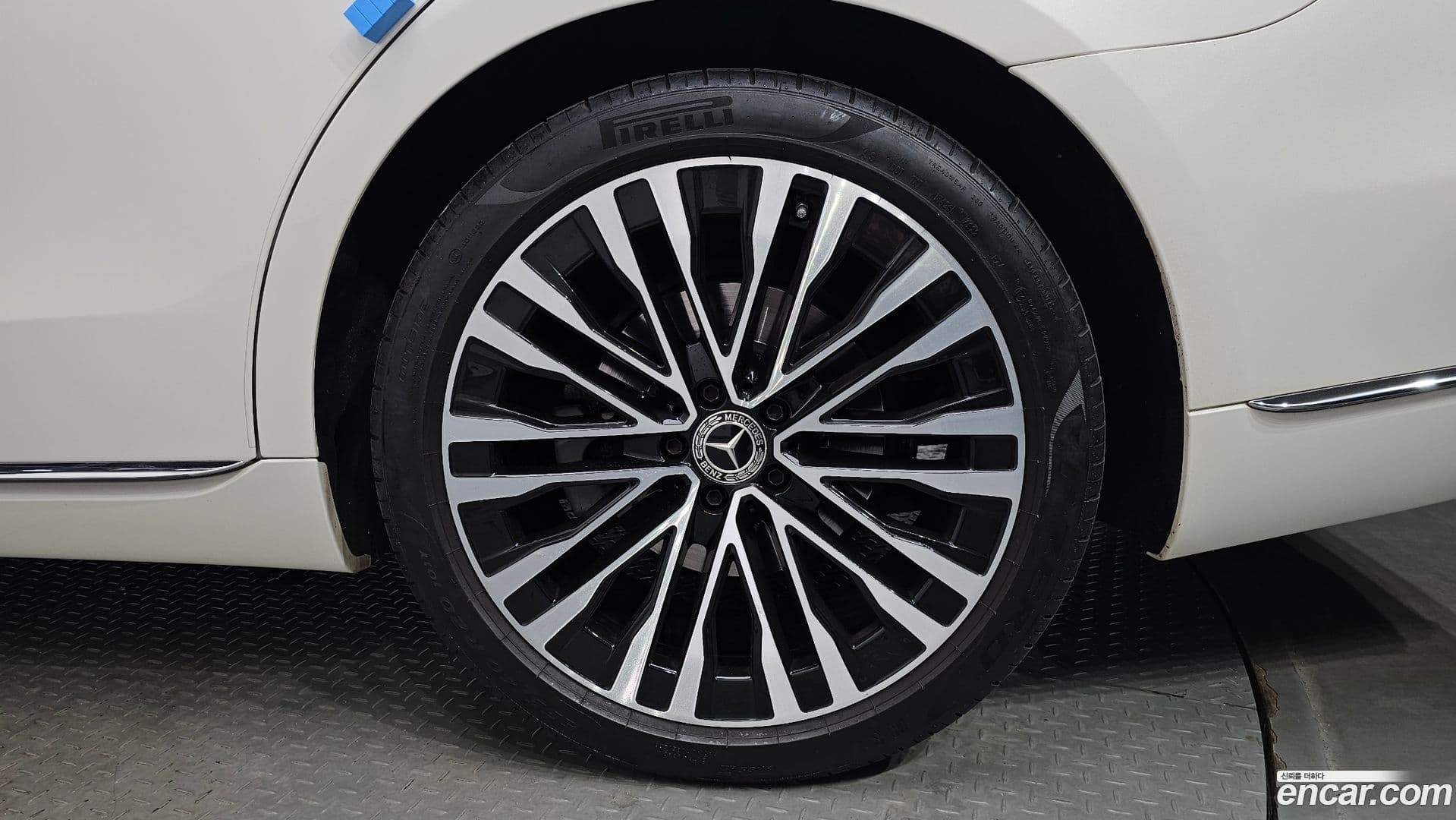 Main__Slider__Photo:S-Class Mercedes-Benz 2022.0-20