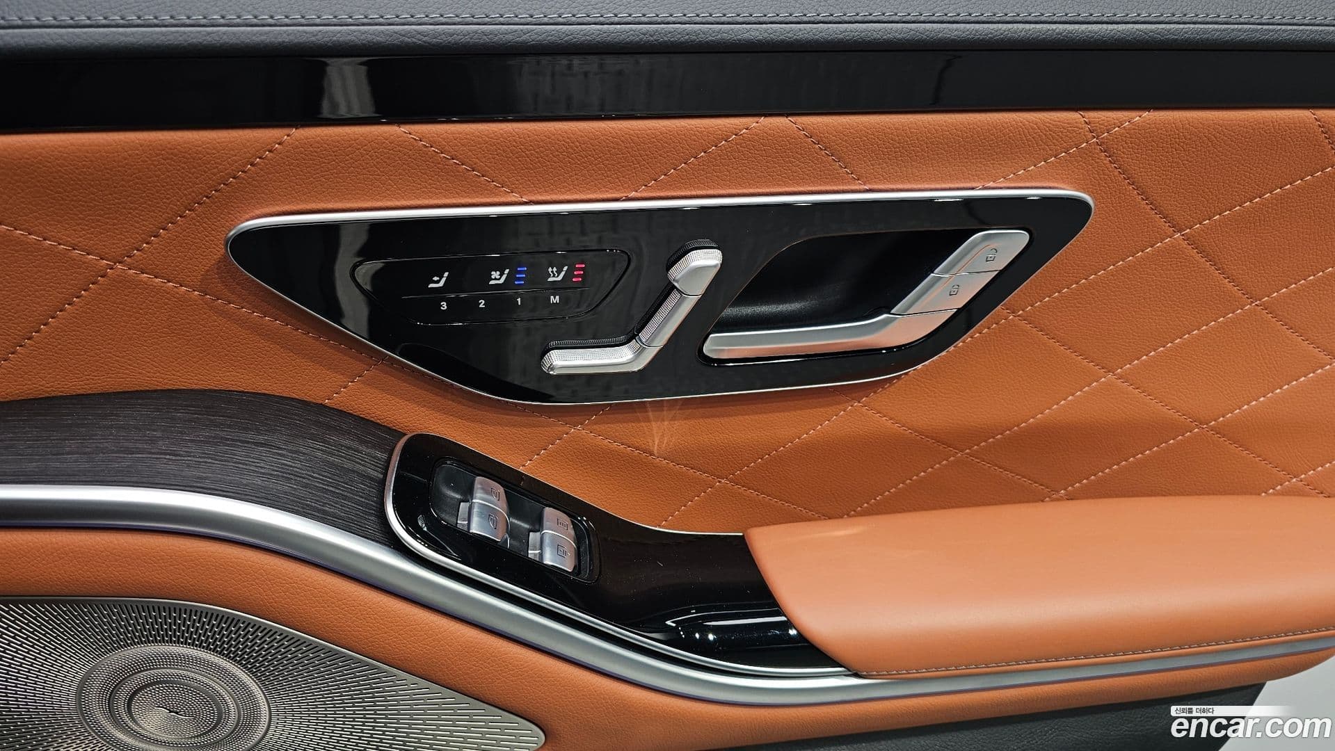 Main__Slider__Photo:S-Class Mercedes-Benz 2022.0-27