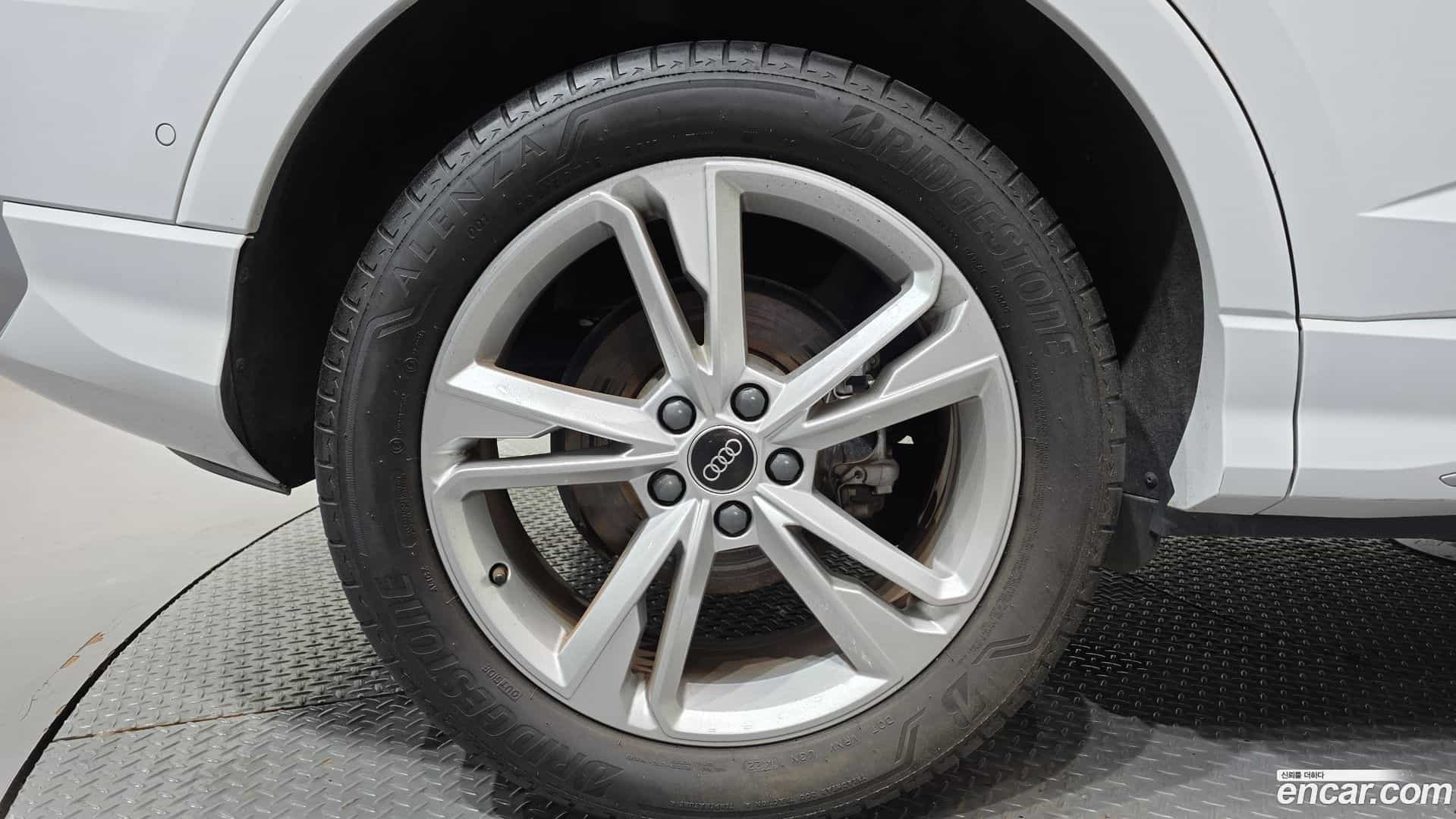 Q3 Audi 2022.8-OUTER-031