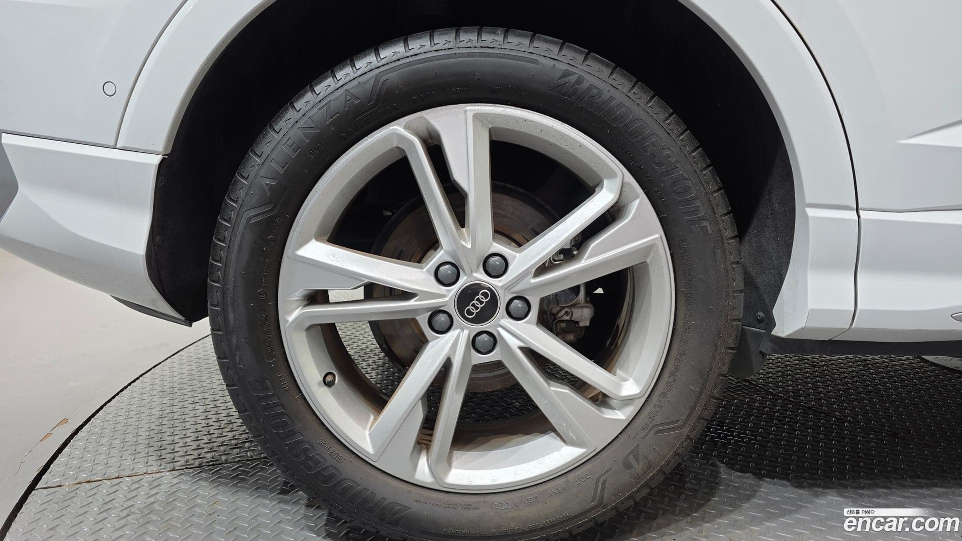Main__Slider__Photo:Q3 Audi 2022.8-20