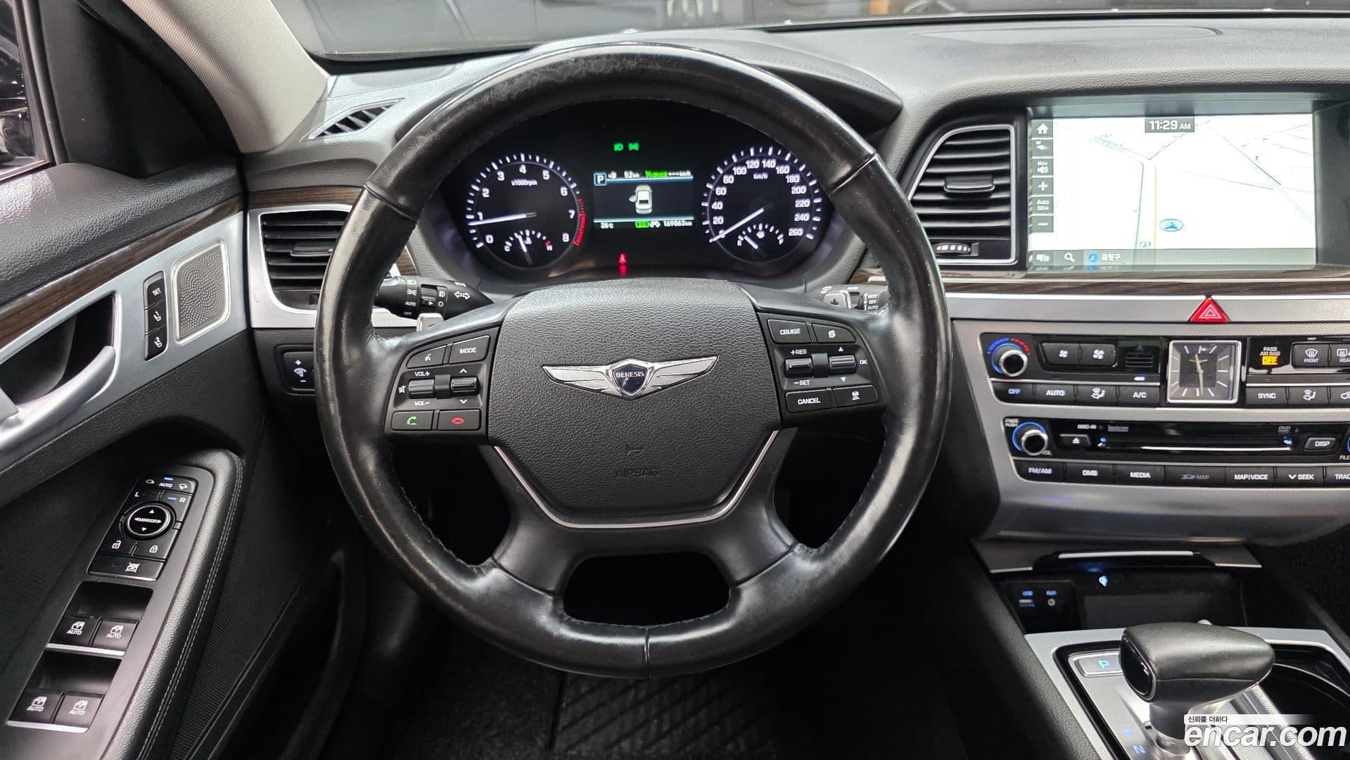 Main__Slider__Photo:G80 Genesis 2016.6-12