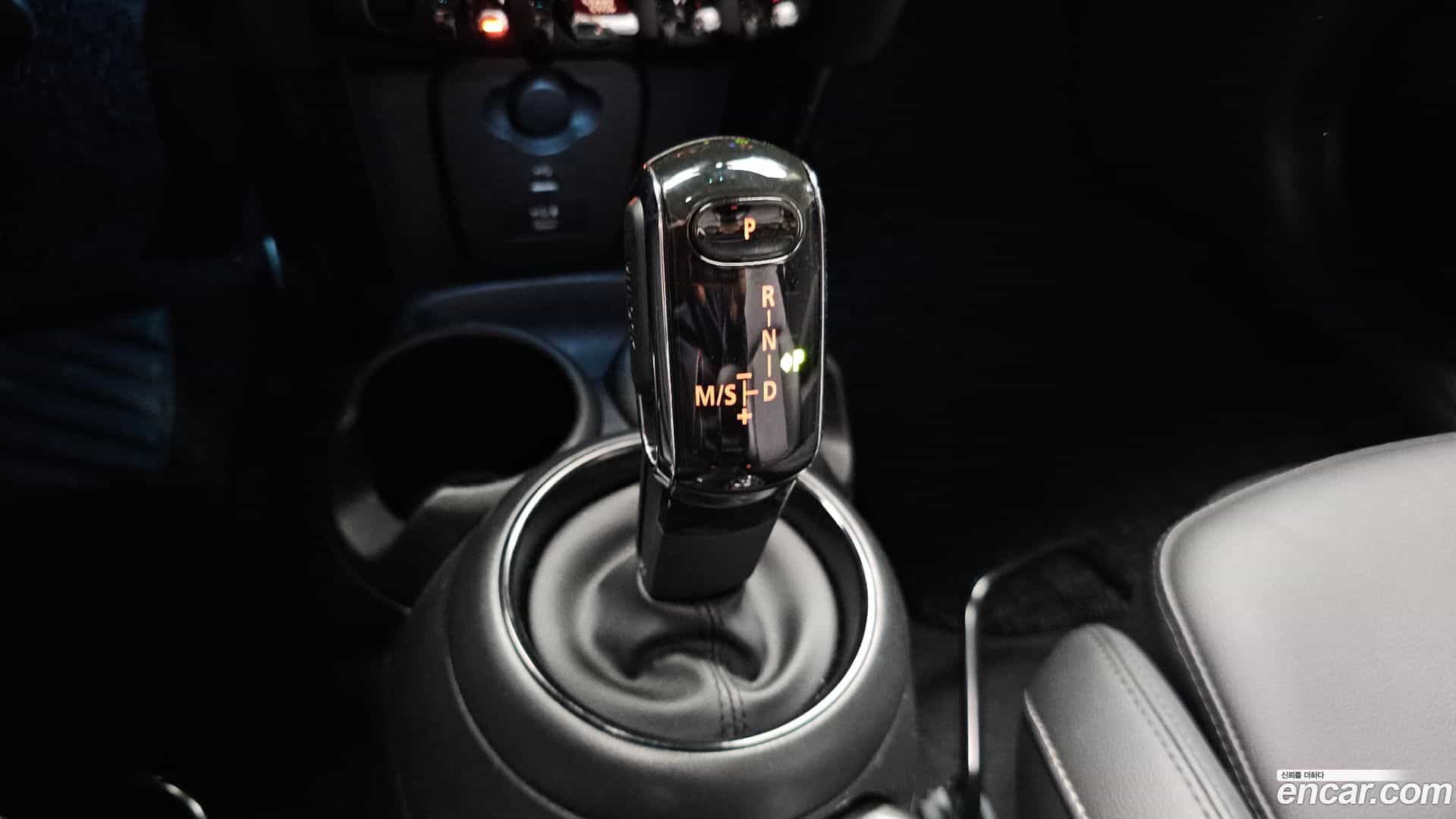 Cooper Mini 2022.4-INNER-009