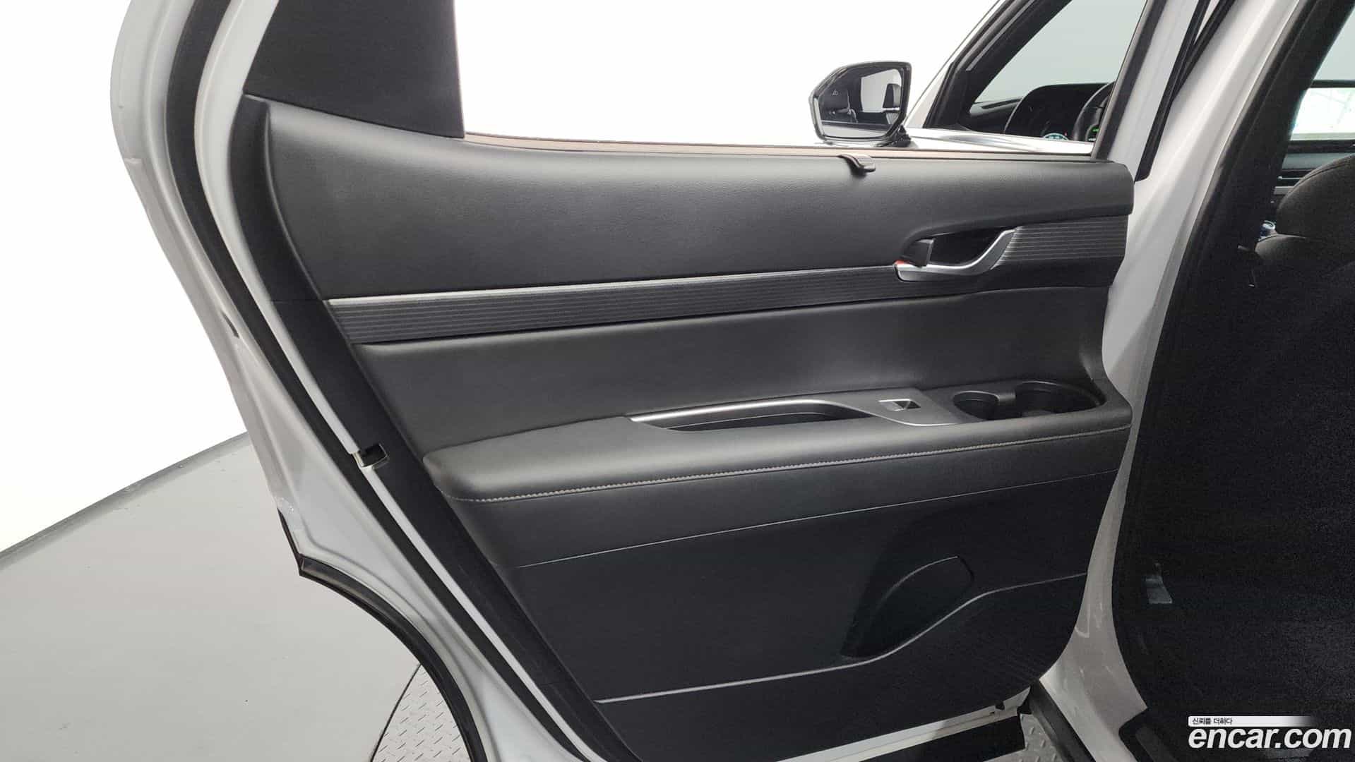 Palisade Hyundai 2023.2-INNER-035