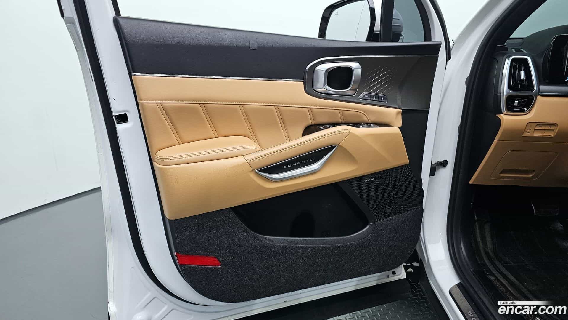 Sorento Kia 2022.1-INNER-034