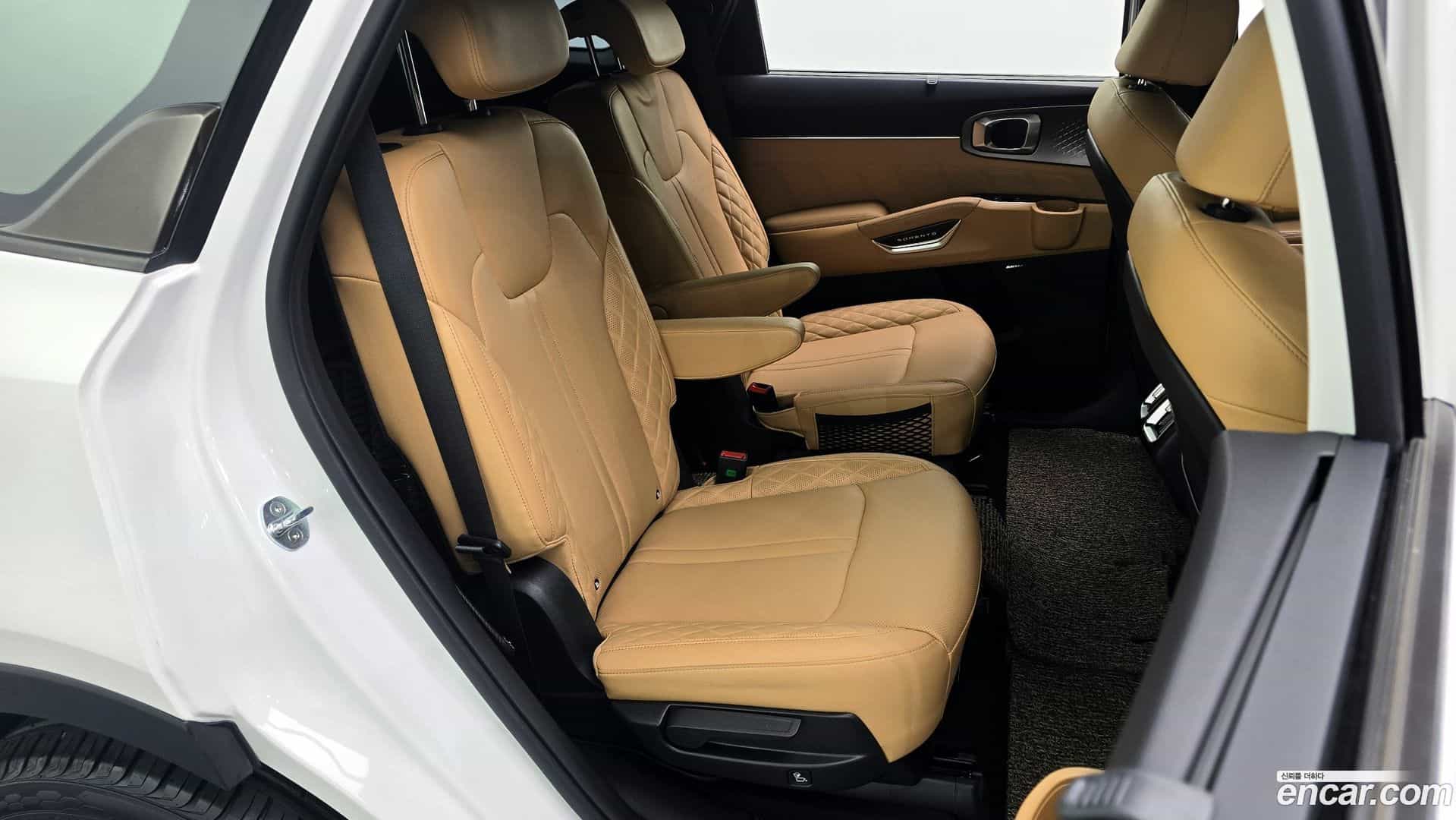 Sorento Kia 2022.1-INNER-036