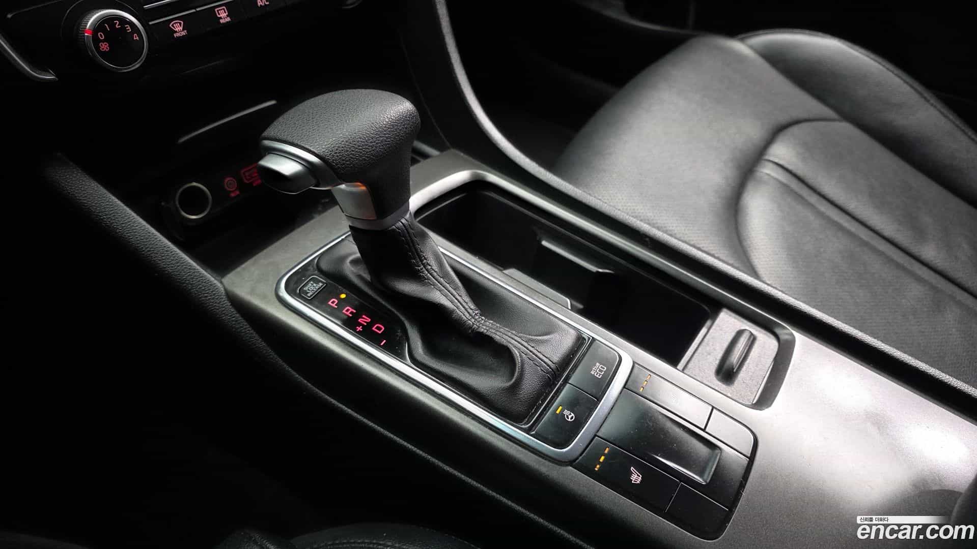 K5 Kia 2017.2-INNER-009