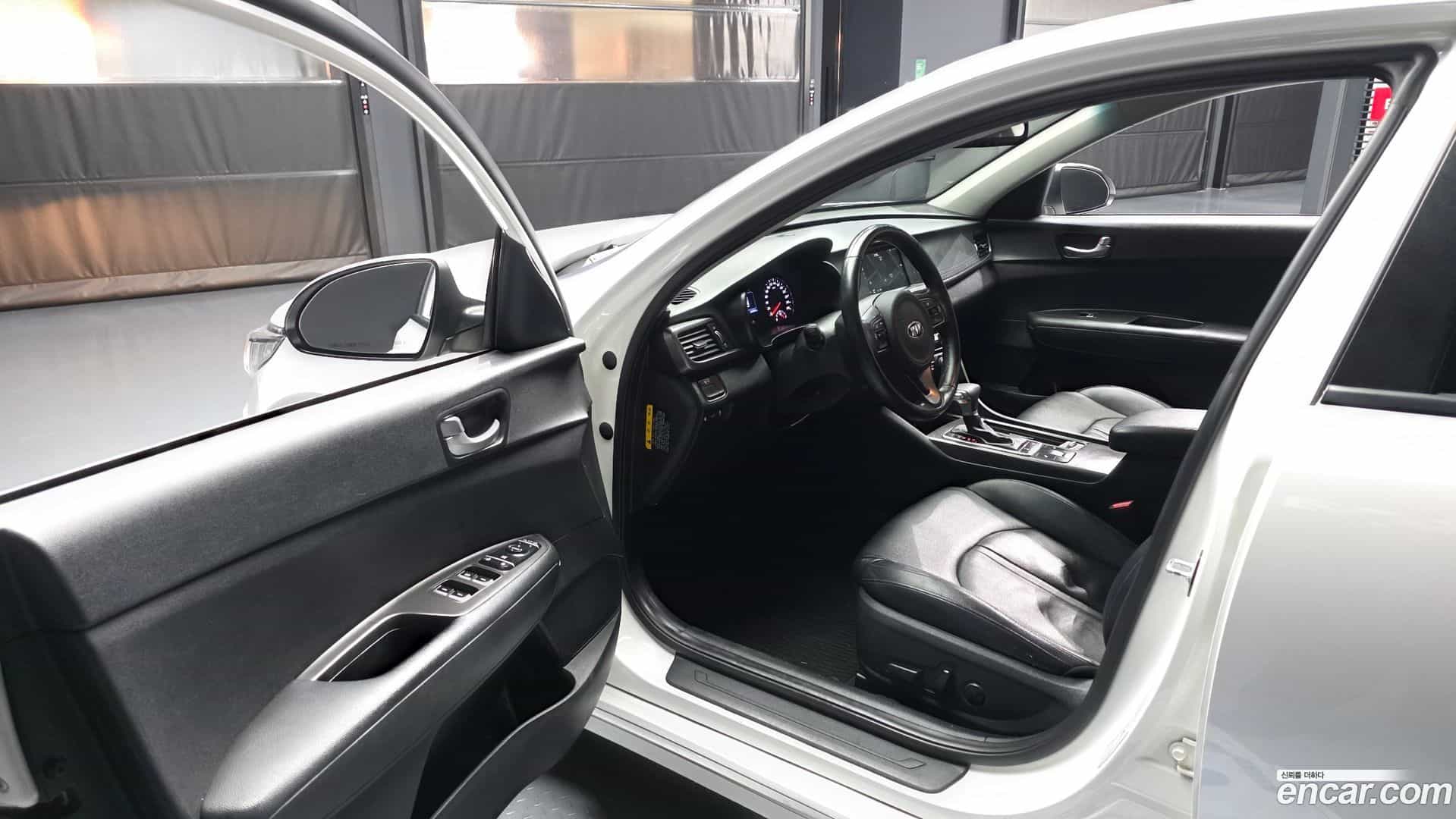K5 Kia 2017.2-INNER-010