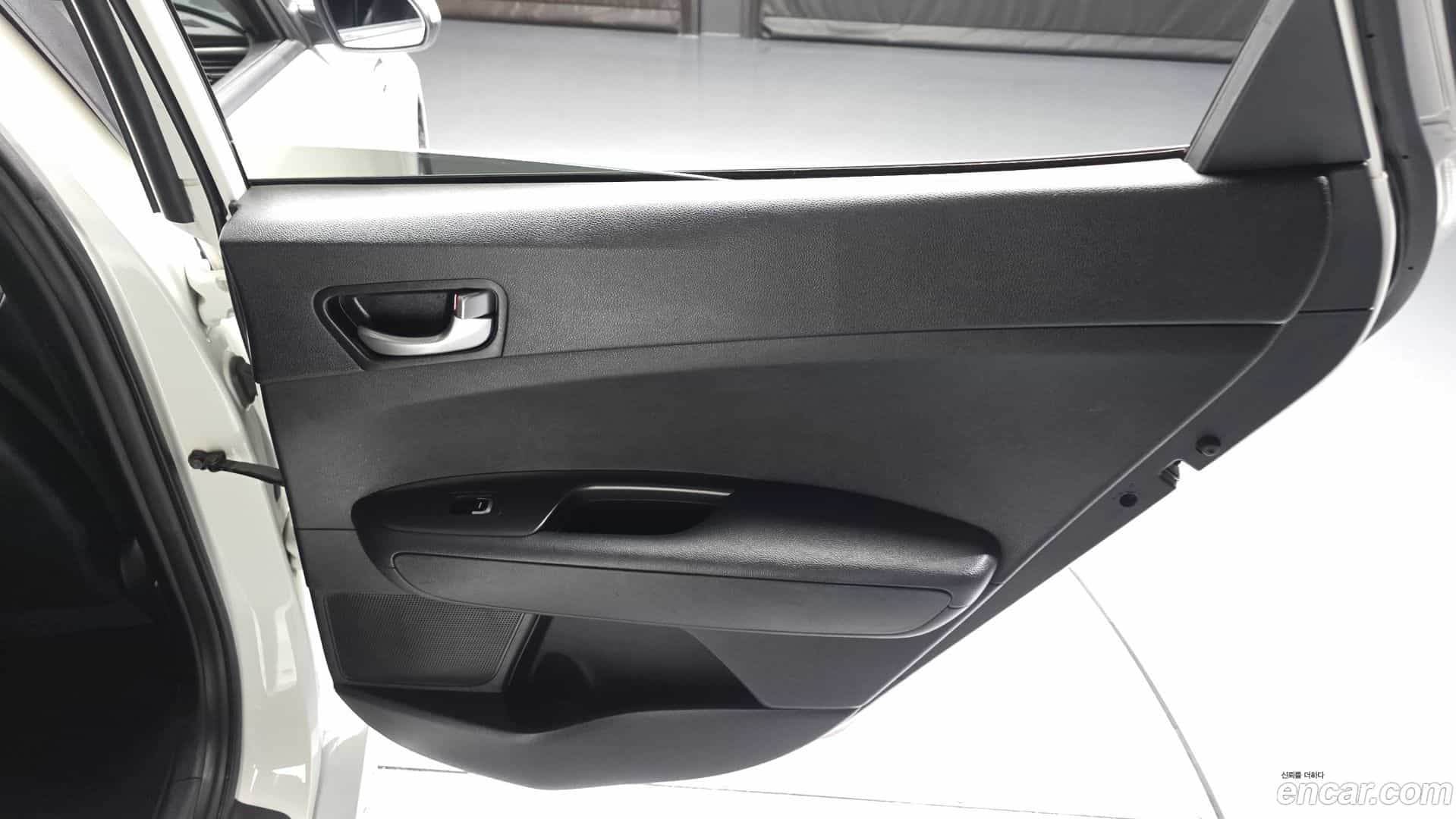 K5 Kia 2017.2-INNER-035