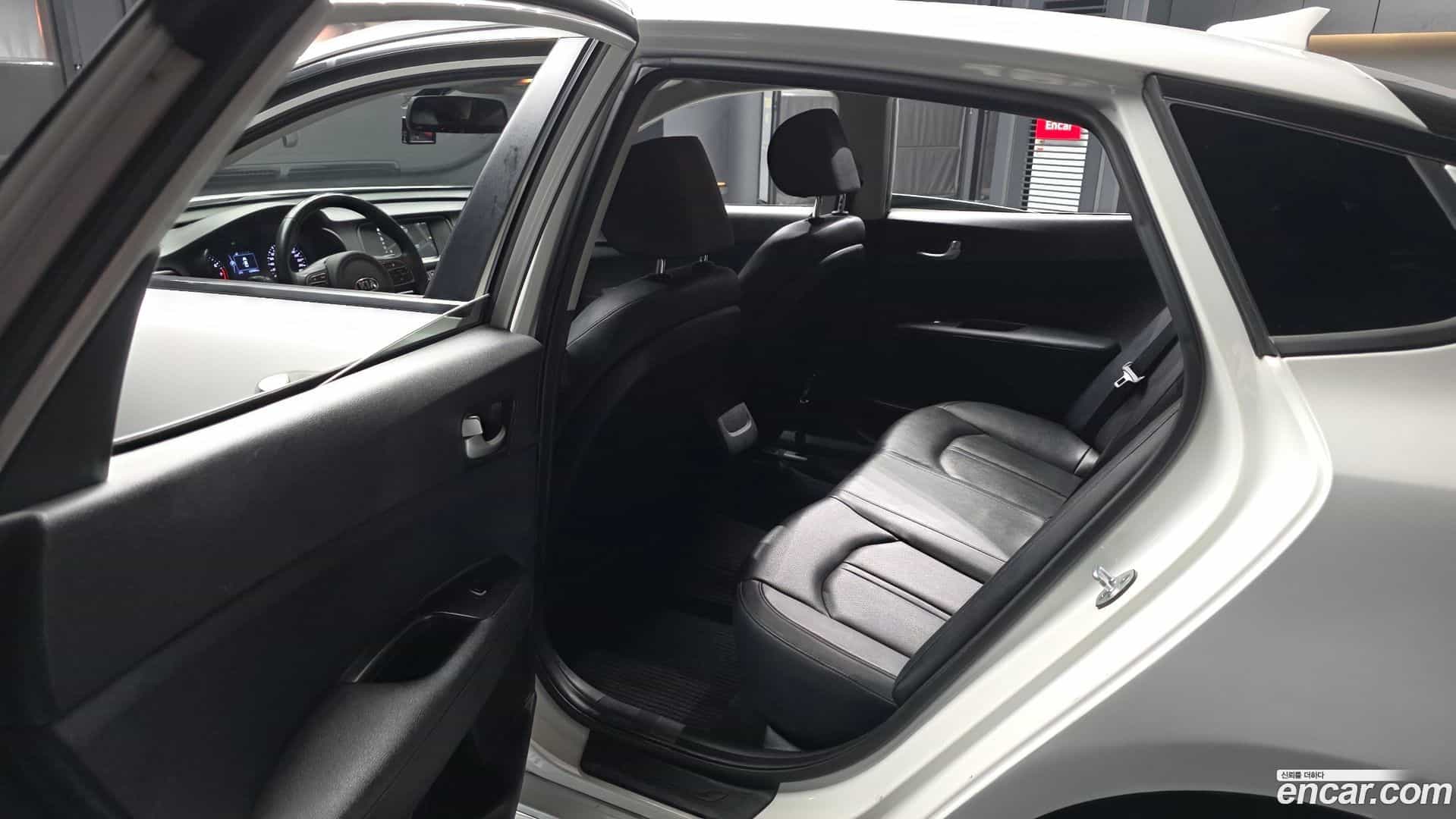 K5 Kia 2017.2-INNER-036