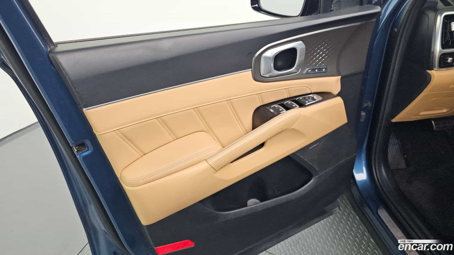Sorento Kia 2023.5-INNER-034