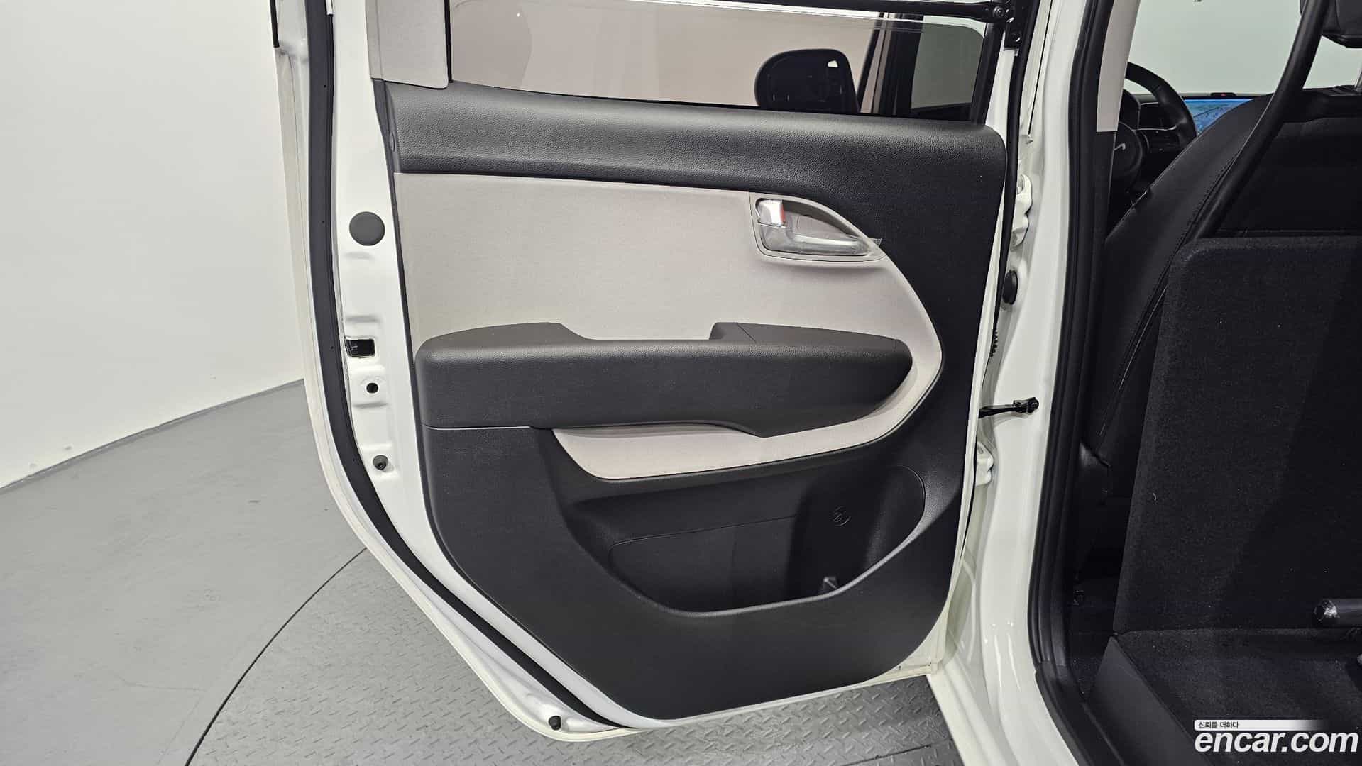 RAY Kia 2024.2-INNER-035