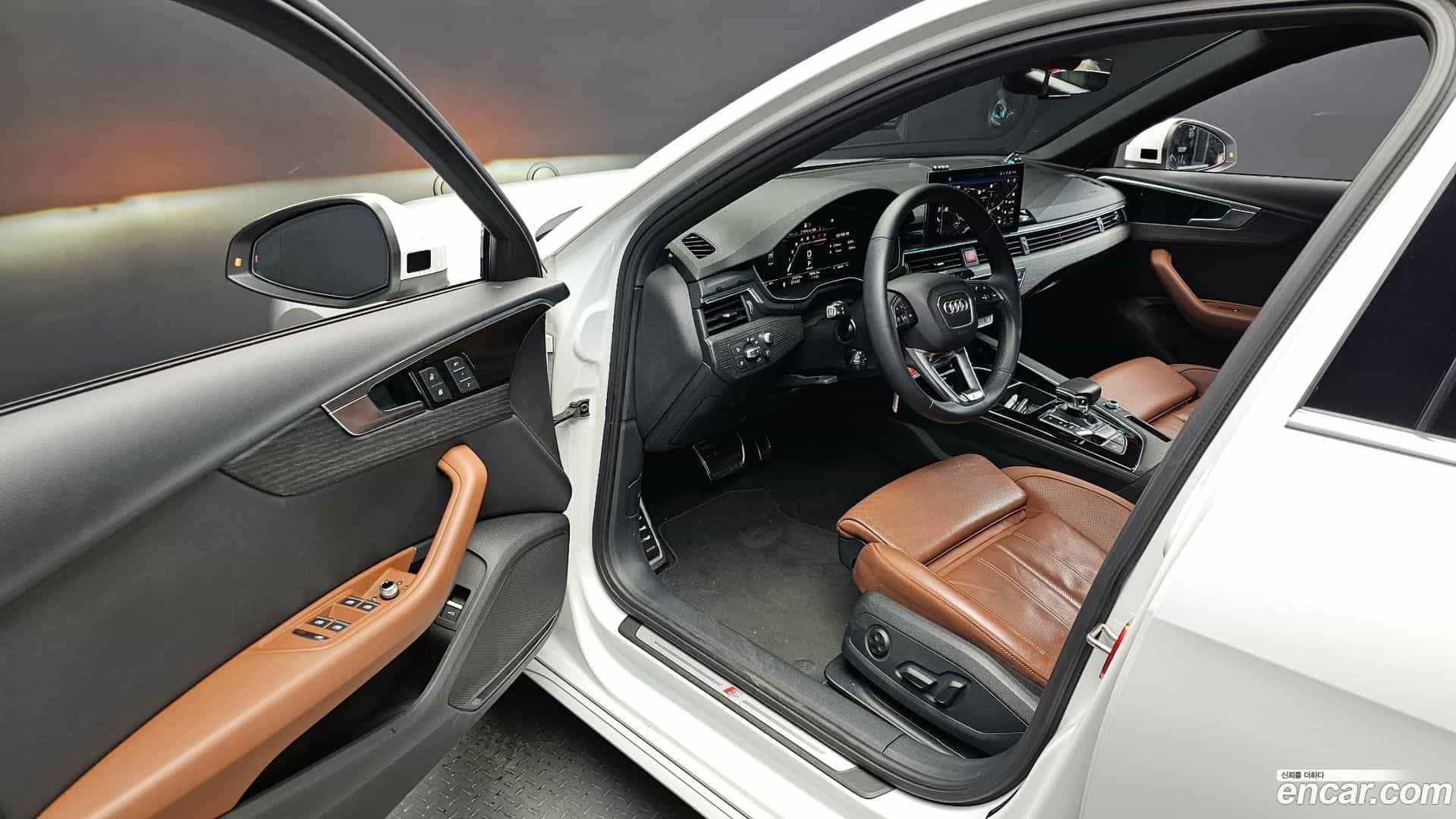 A4 Audi 2022.10-INNER-010
