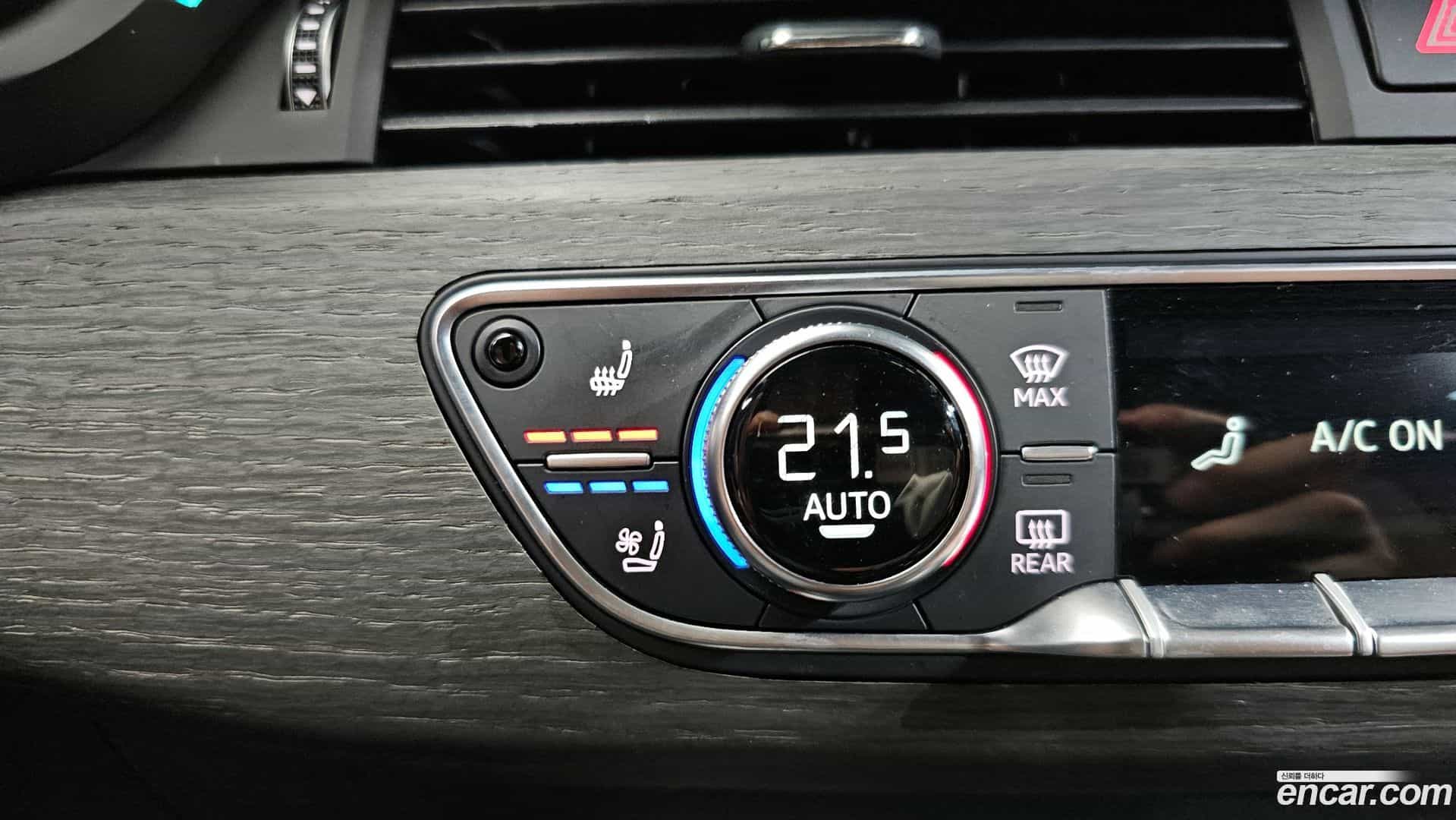 A4 Audi 2022.10-OPTION-040