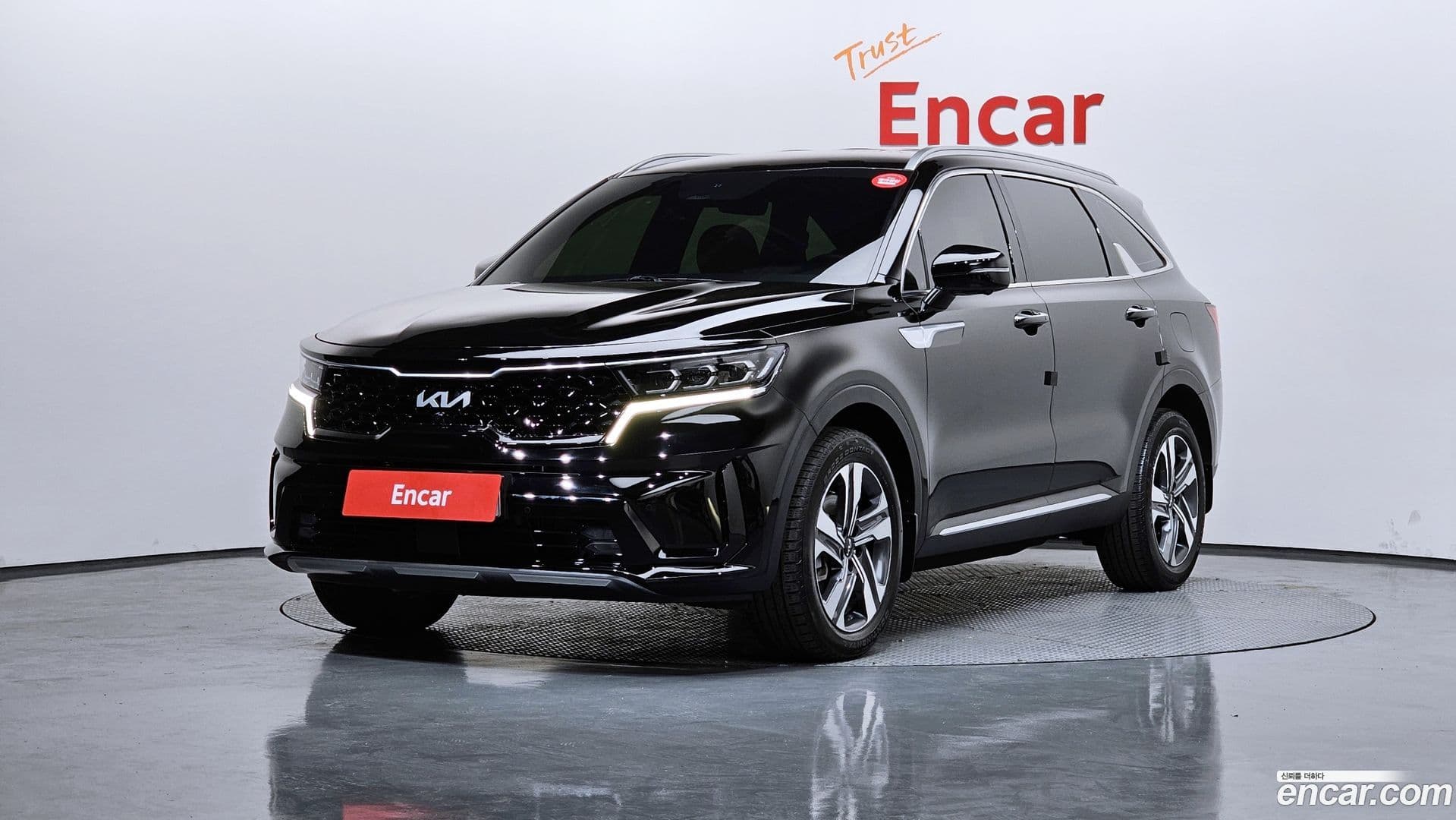 Main__Slider__Photo:Sorento Kia 2022.4-0