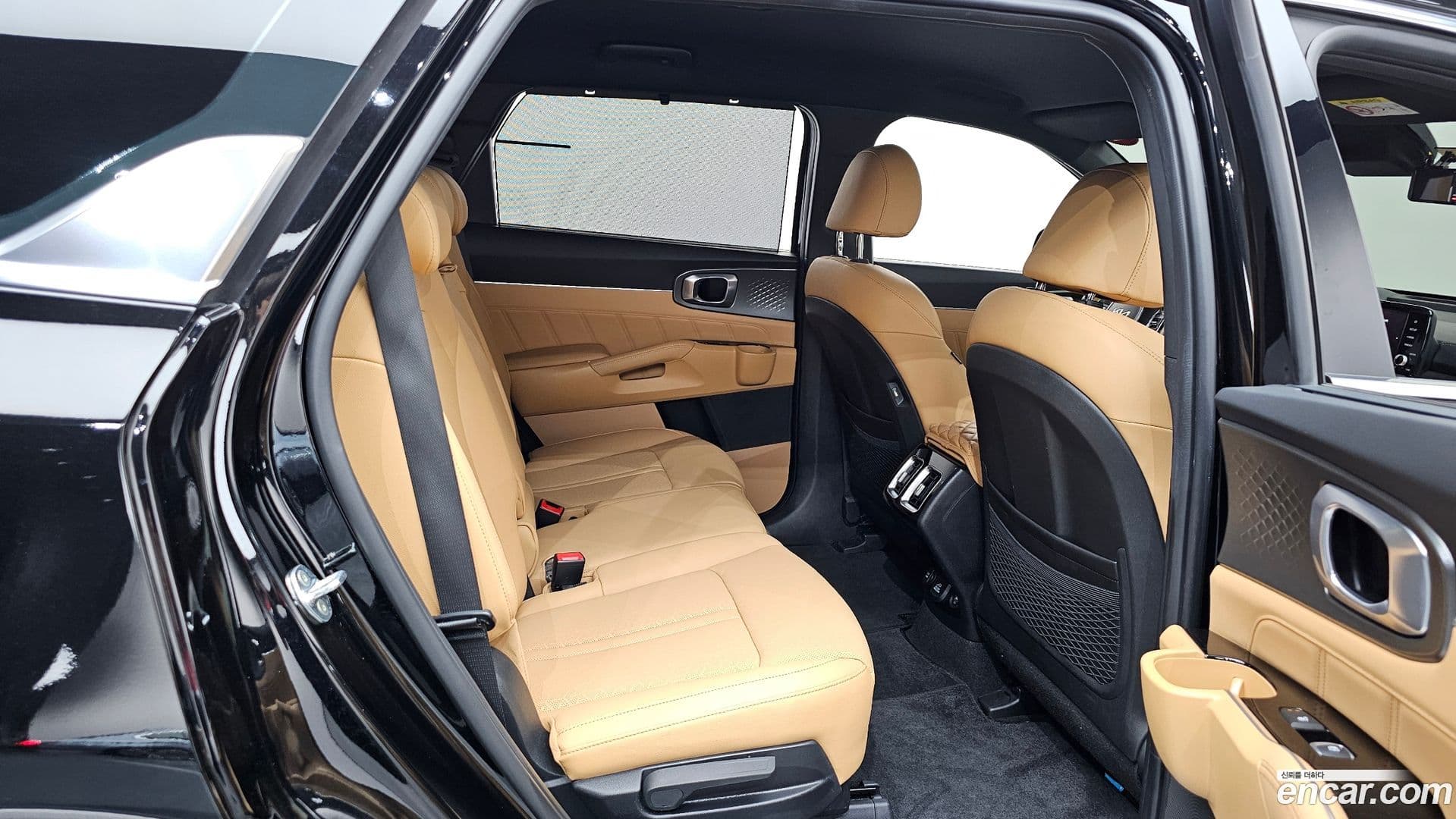 Main__Slider__Photo:Sorento Kia 2022.4-10