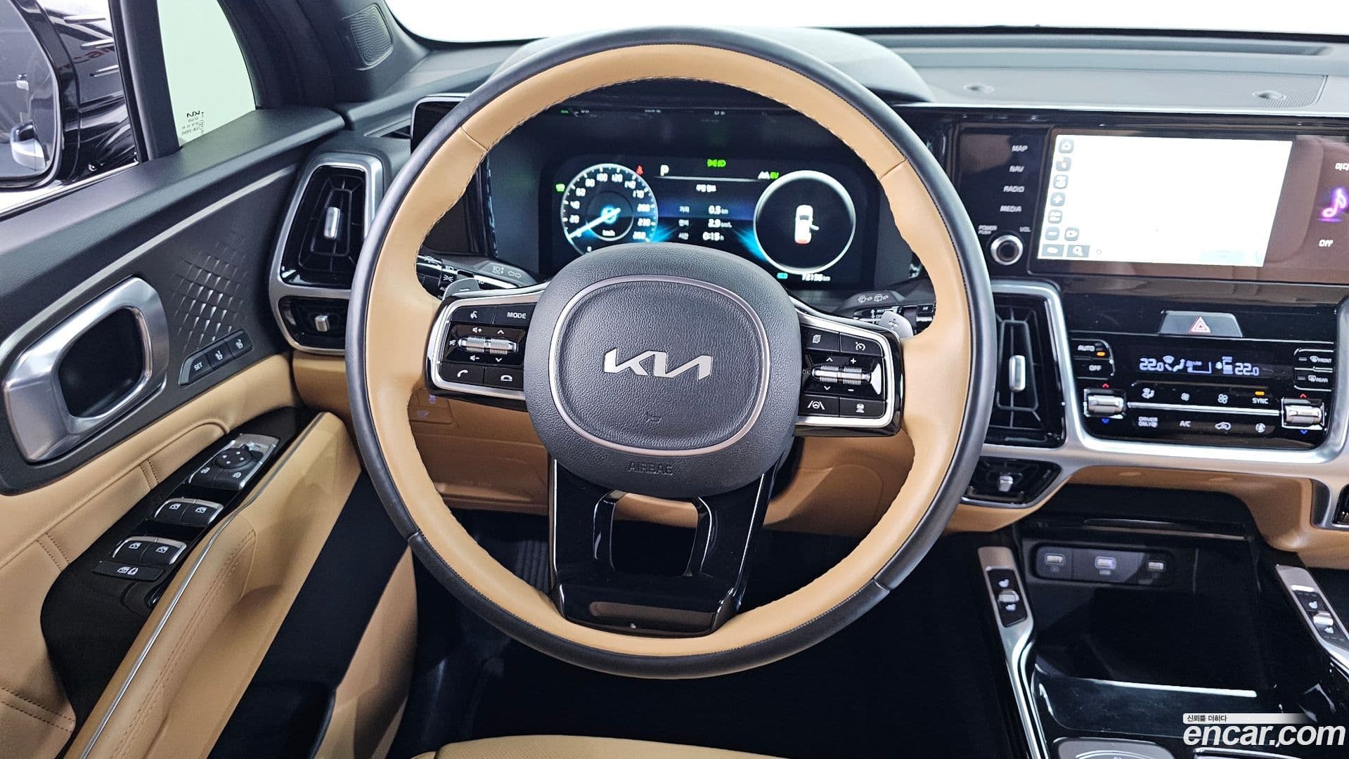 Main__Slider__Photo:Sorento Kia 2022.4-11