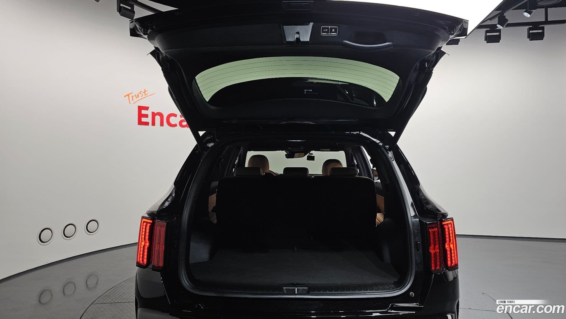 Main__Slider__Photo:Sorento Kia 2022.4-19