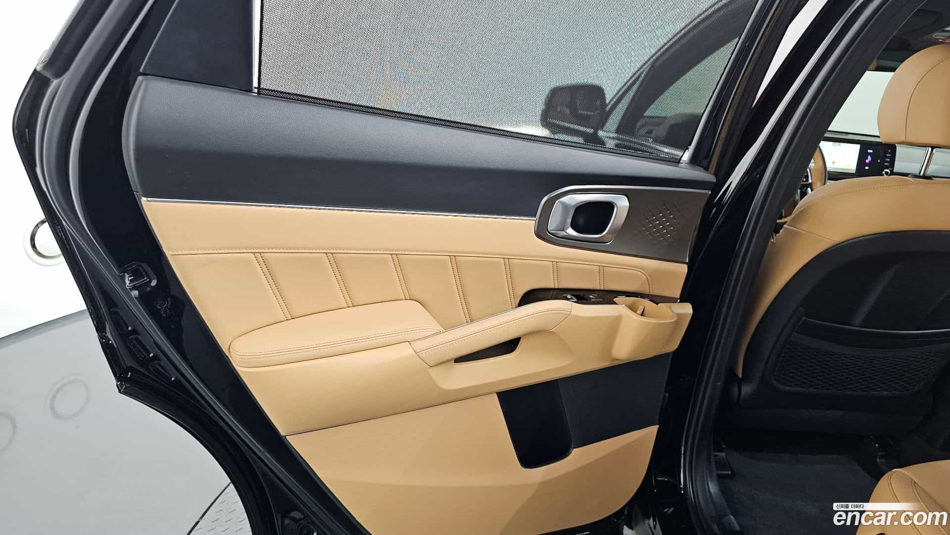 Sorento Kia 2022.4-INNER-035