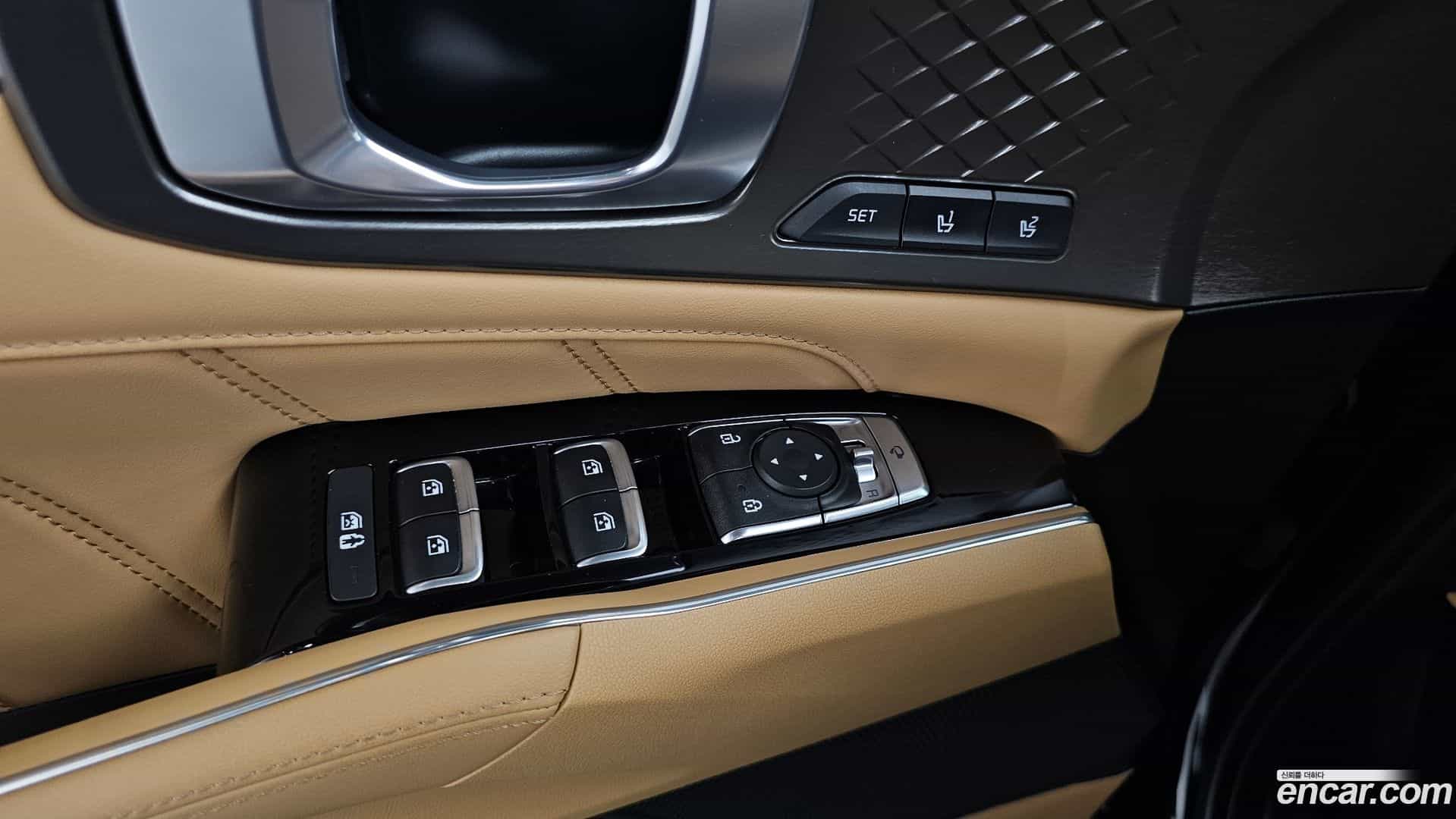 Sorento Kia 2022.4-OPTION-042