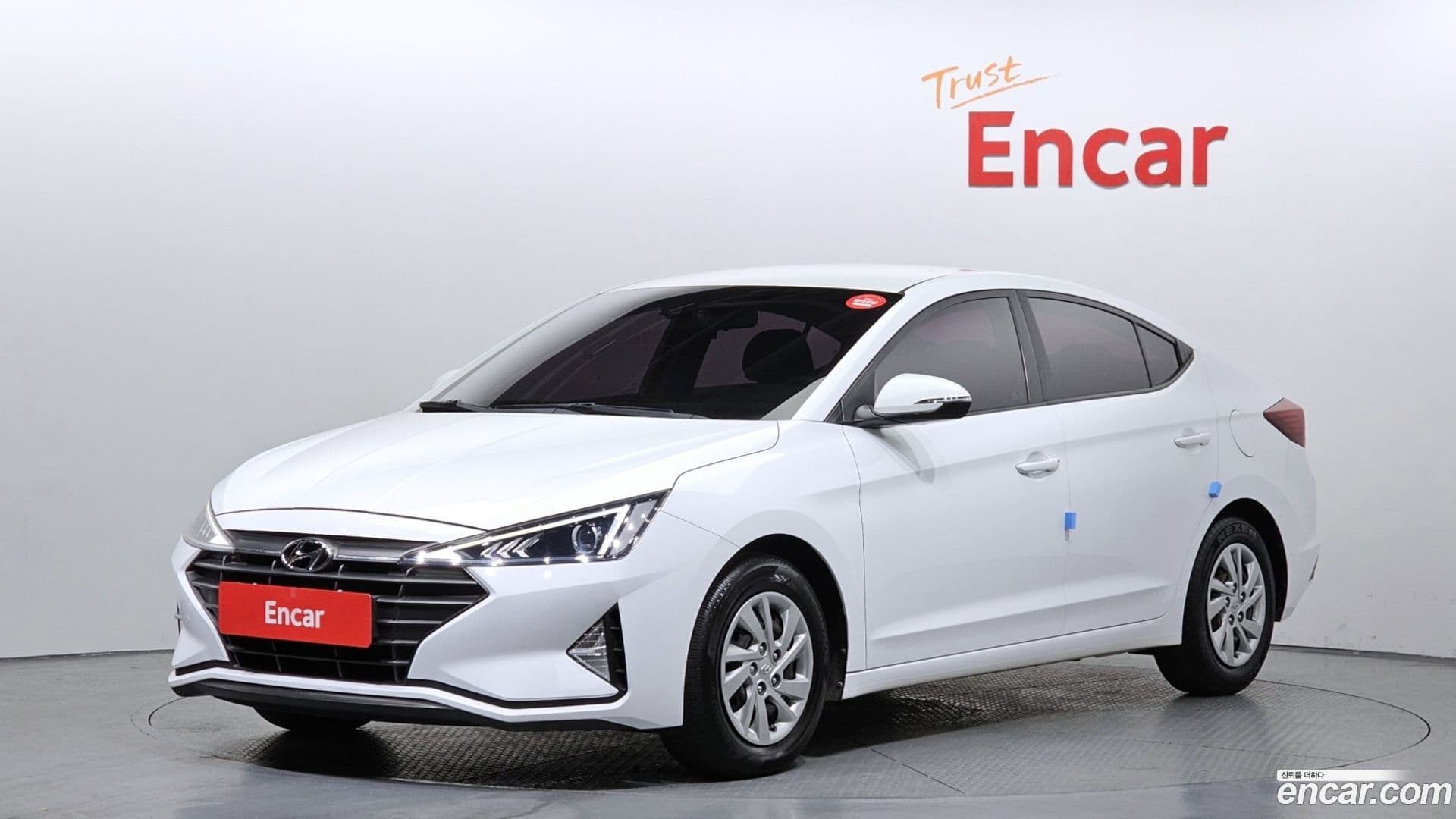 Main__Slider__Photo:AVANTE Hyundai 2019.2-0