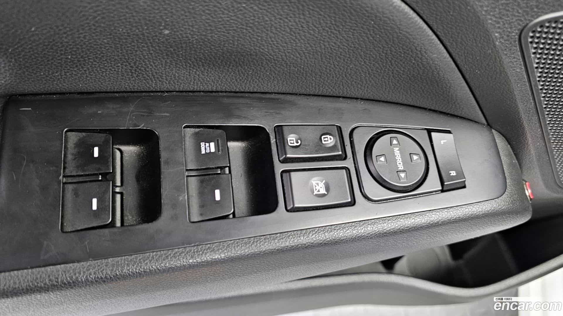 AVANTE Hyundai 2019.2-OPTION-018