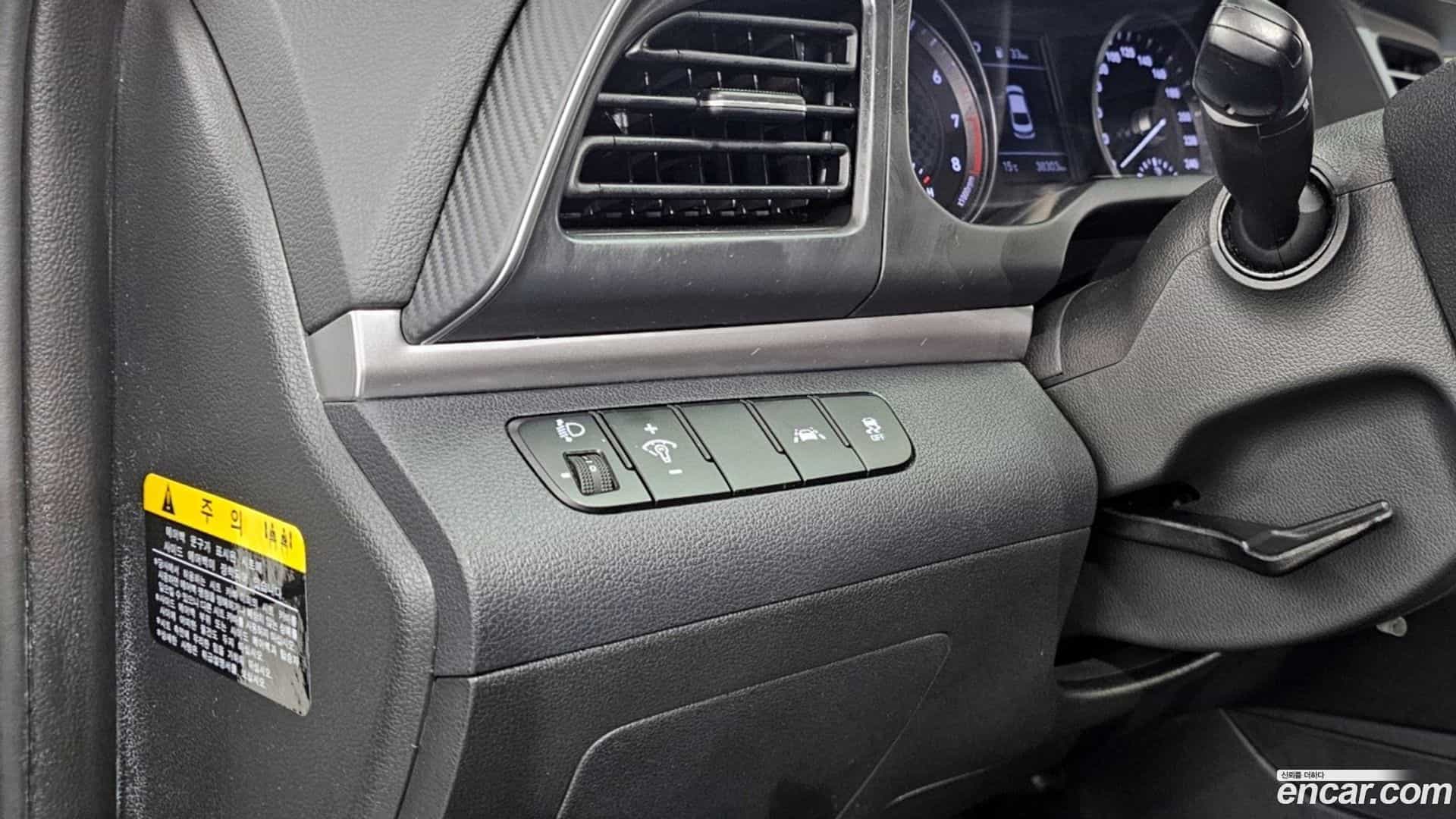 AVANTE Hyundai 2019.2-OPTION-019
