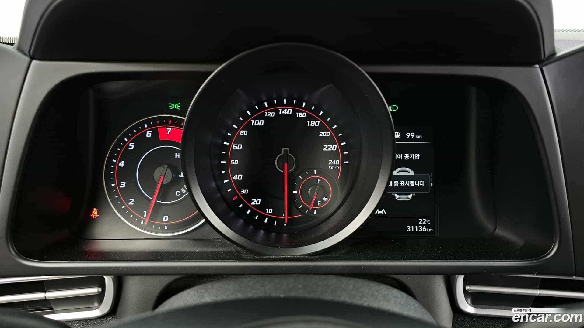 AVANTE Hyundai 2021.1-INNER-008
