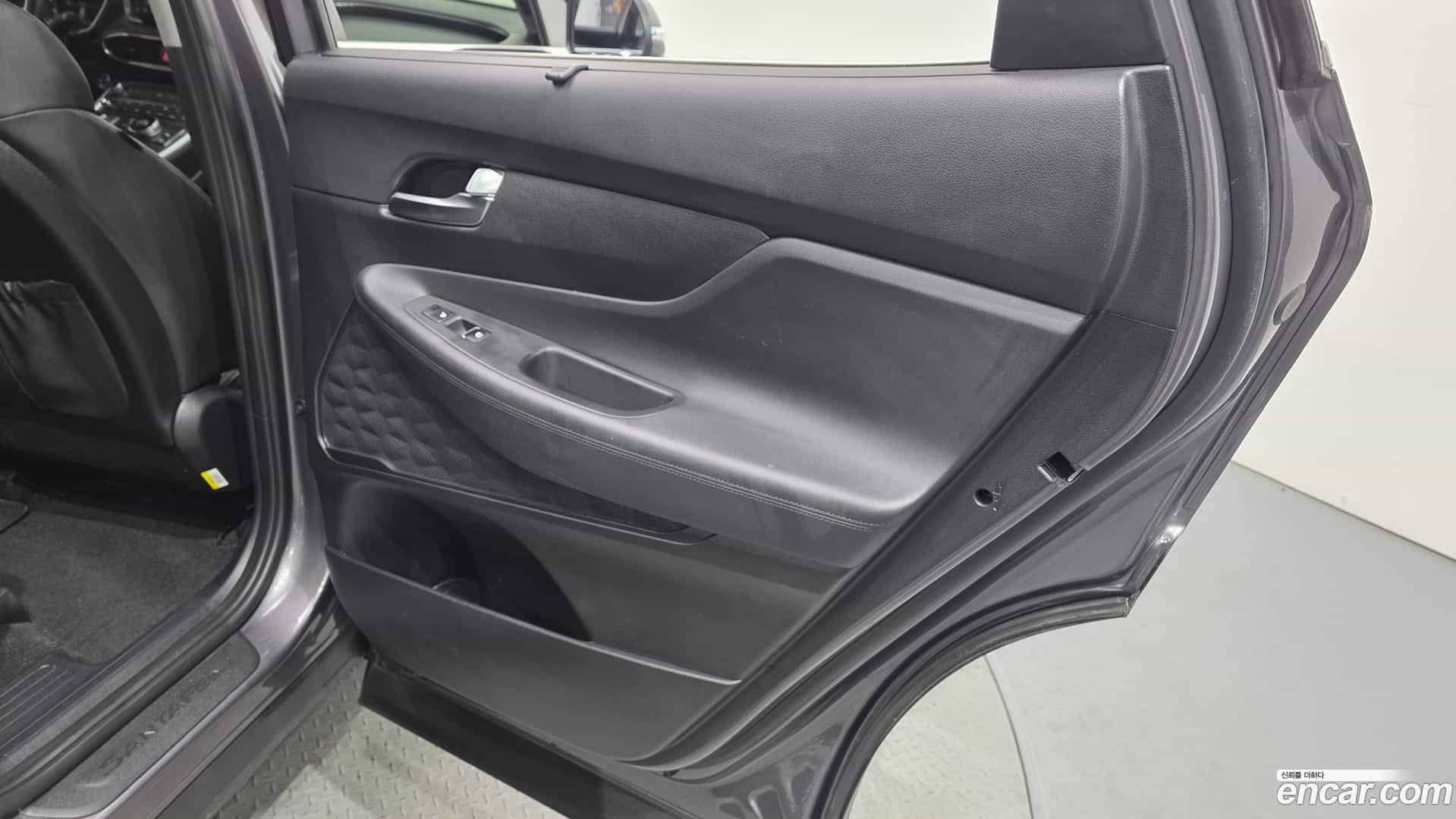 Santafe Hyundai 2021.2-INNER-035