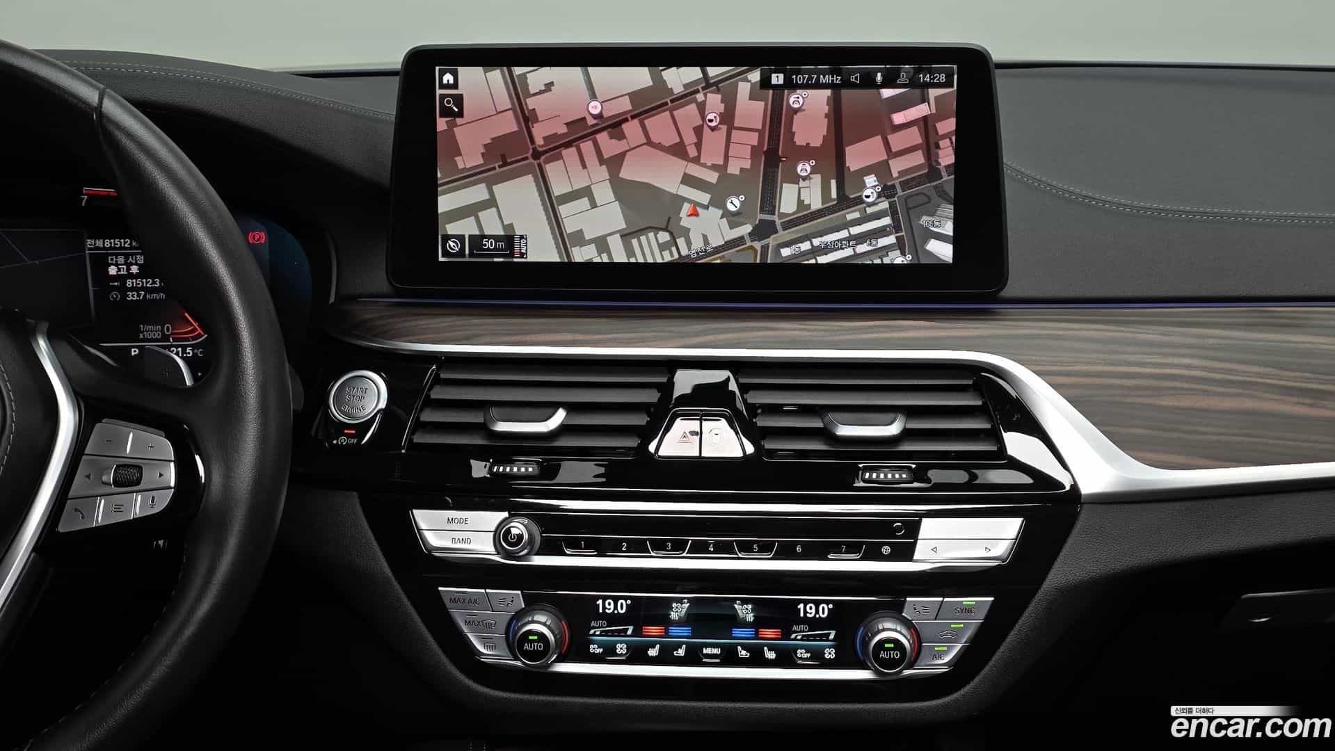 5-Series BMW 2022.2-OPTION-018