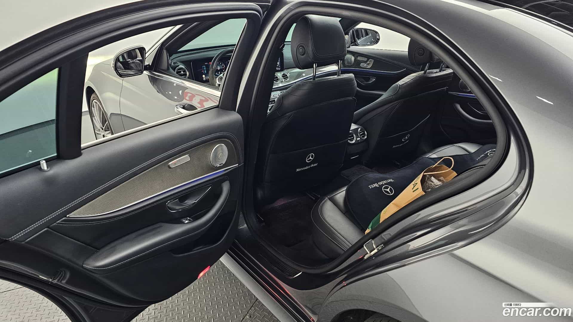 E-Class Mercedes-Benz 2017.5-OPTION-044