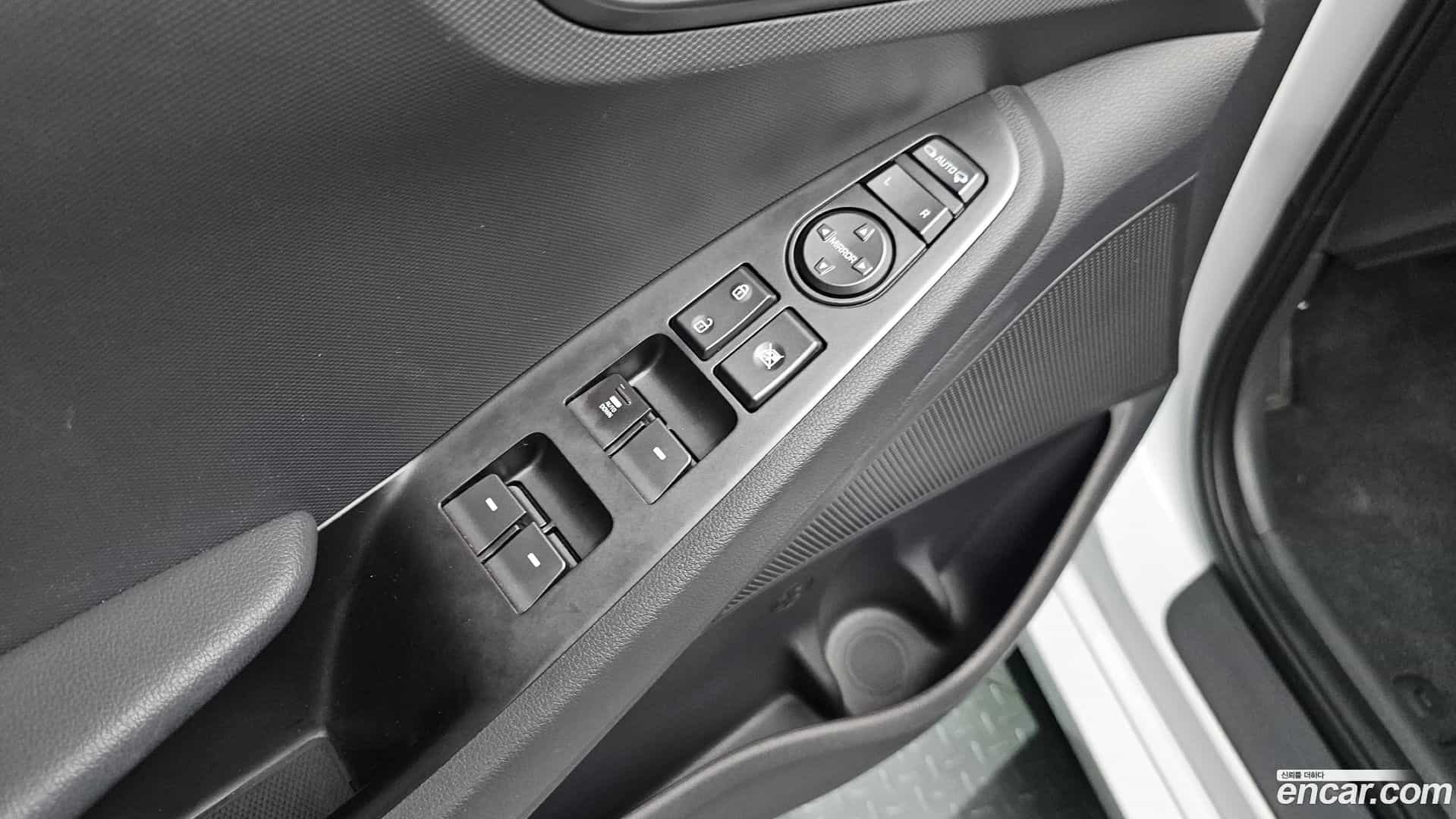 Ioniq Hyundai 2019.7-OPTION-023