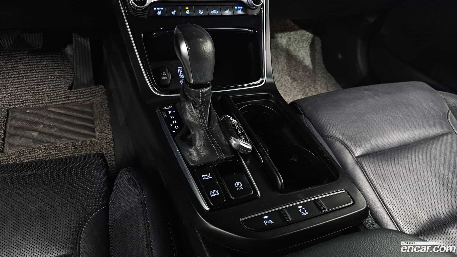 Grandeur Hyundai 2017.3-INNER-009