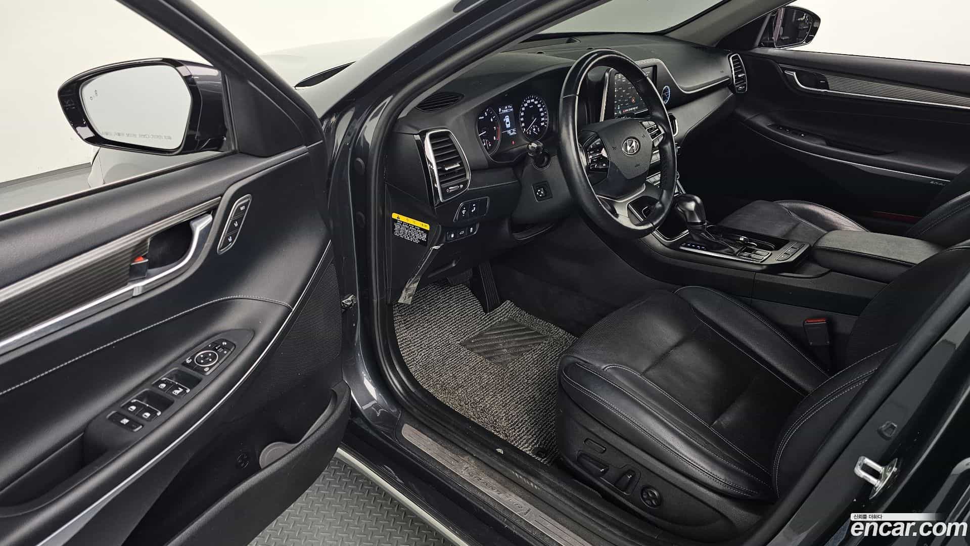 Grandeur Hyundai 2017.3-INNER-010