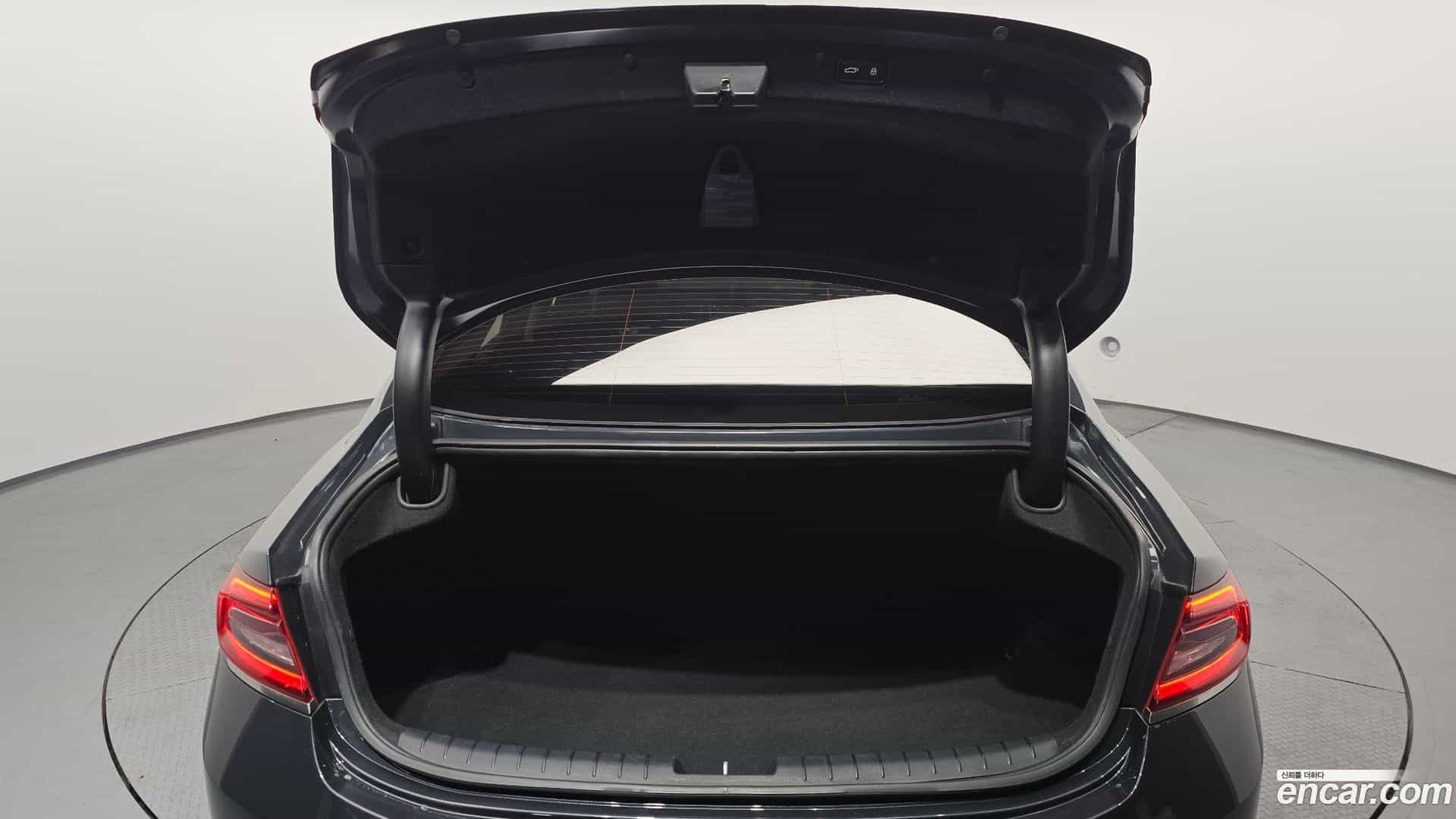 Grandeur Hyundai 2017.3-OPTION-024